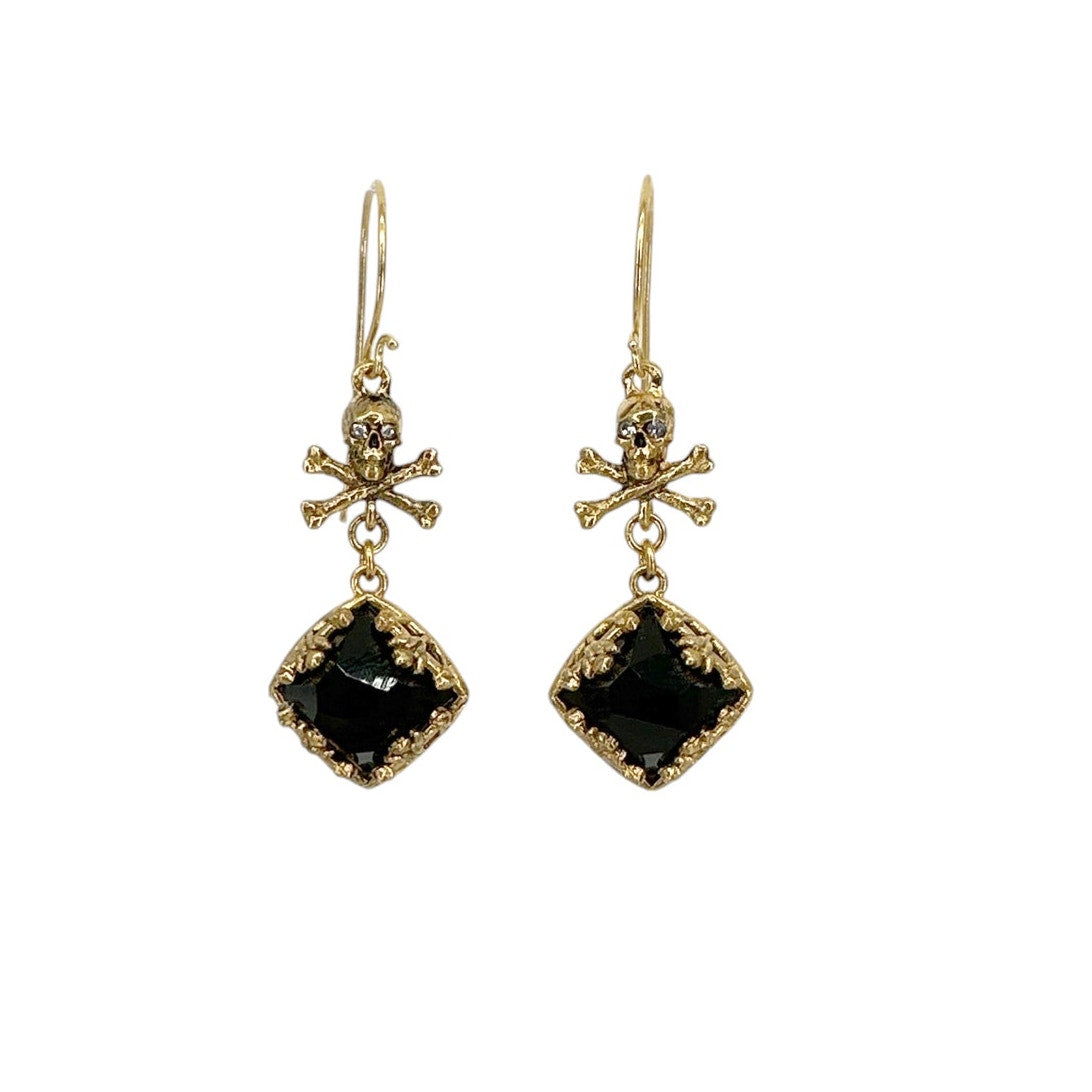 VIRGINS SAINTS & ANGELS VSA Skull Treasure Earrings in Gold