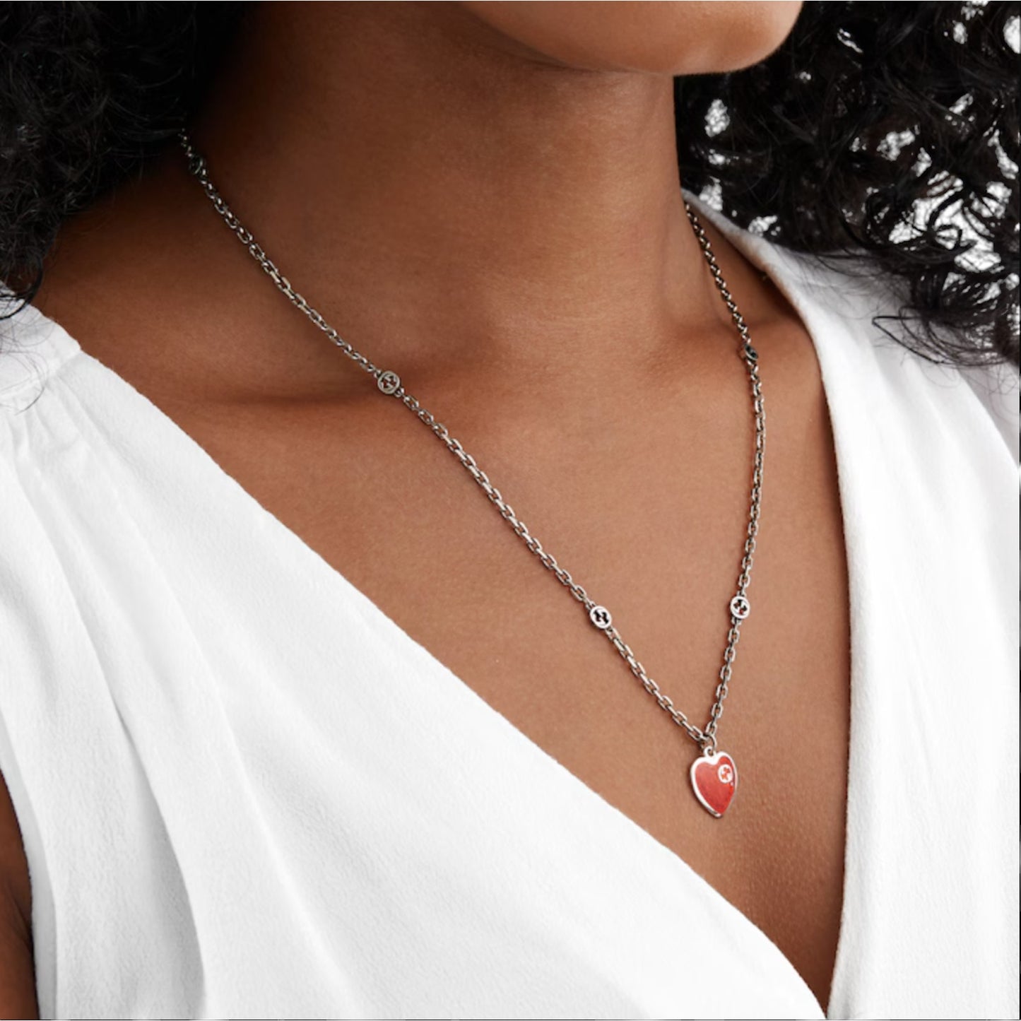 GUCCI Heart Necklace with Interlocking G