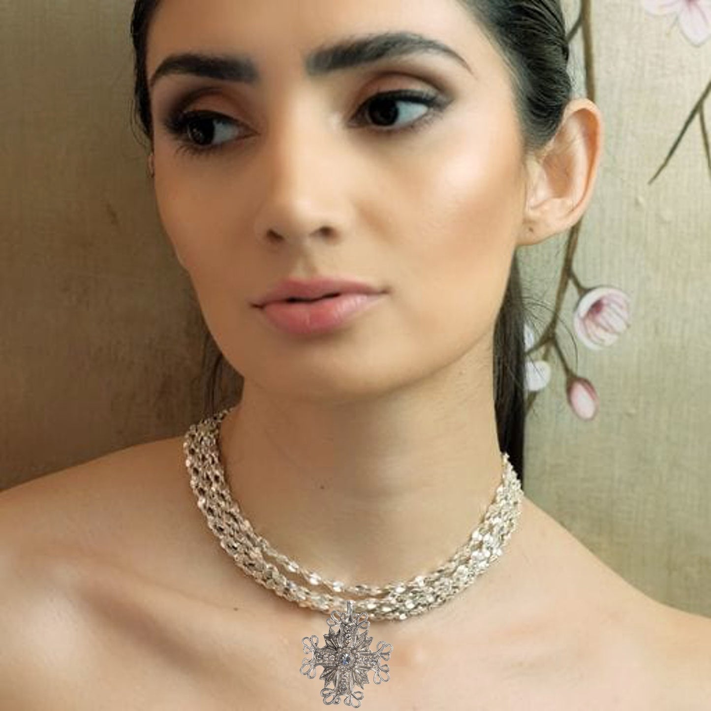 VIRGINS SAINTS & ANGELS VSA Love Chain Necklace with Electra Medallion in Silver