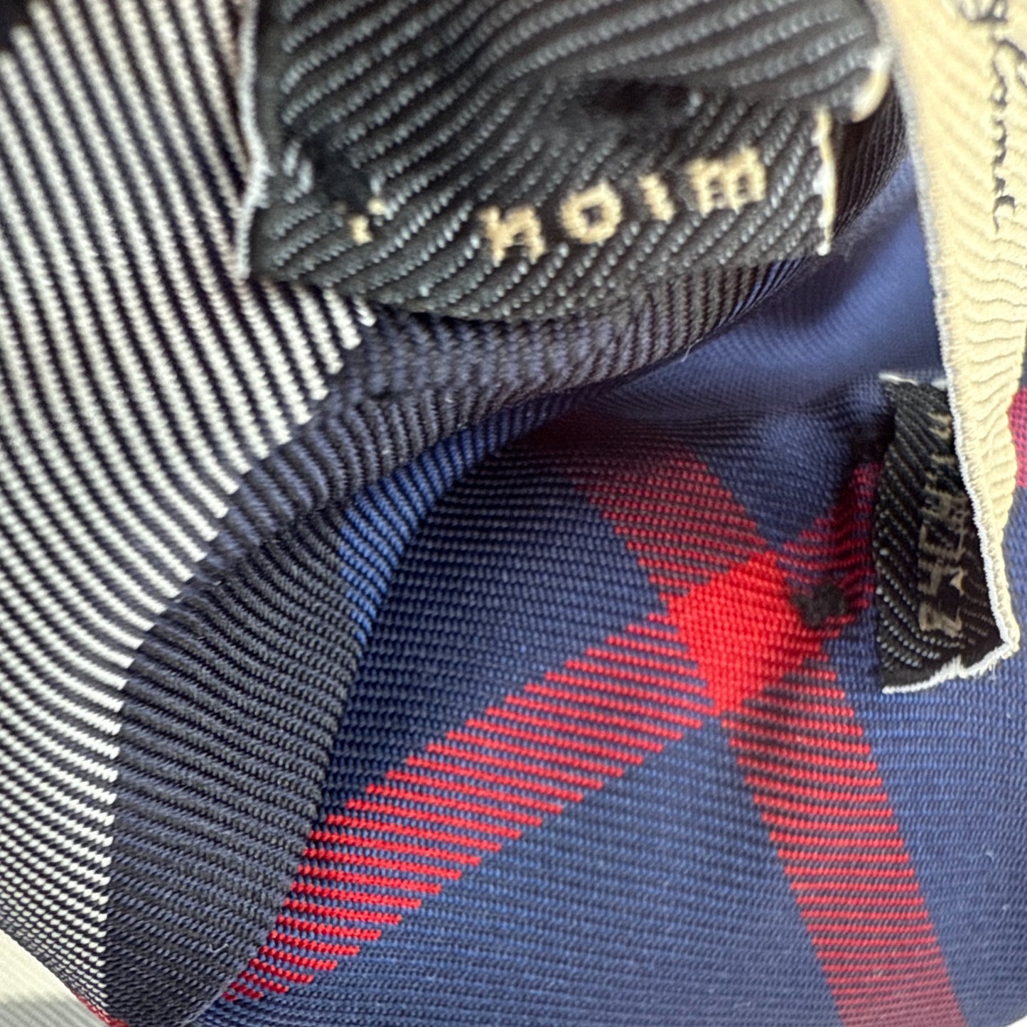 BURBERRY Manston Modern-Cut Check Silk Tie in Navy