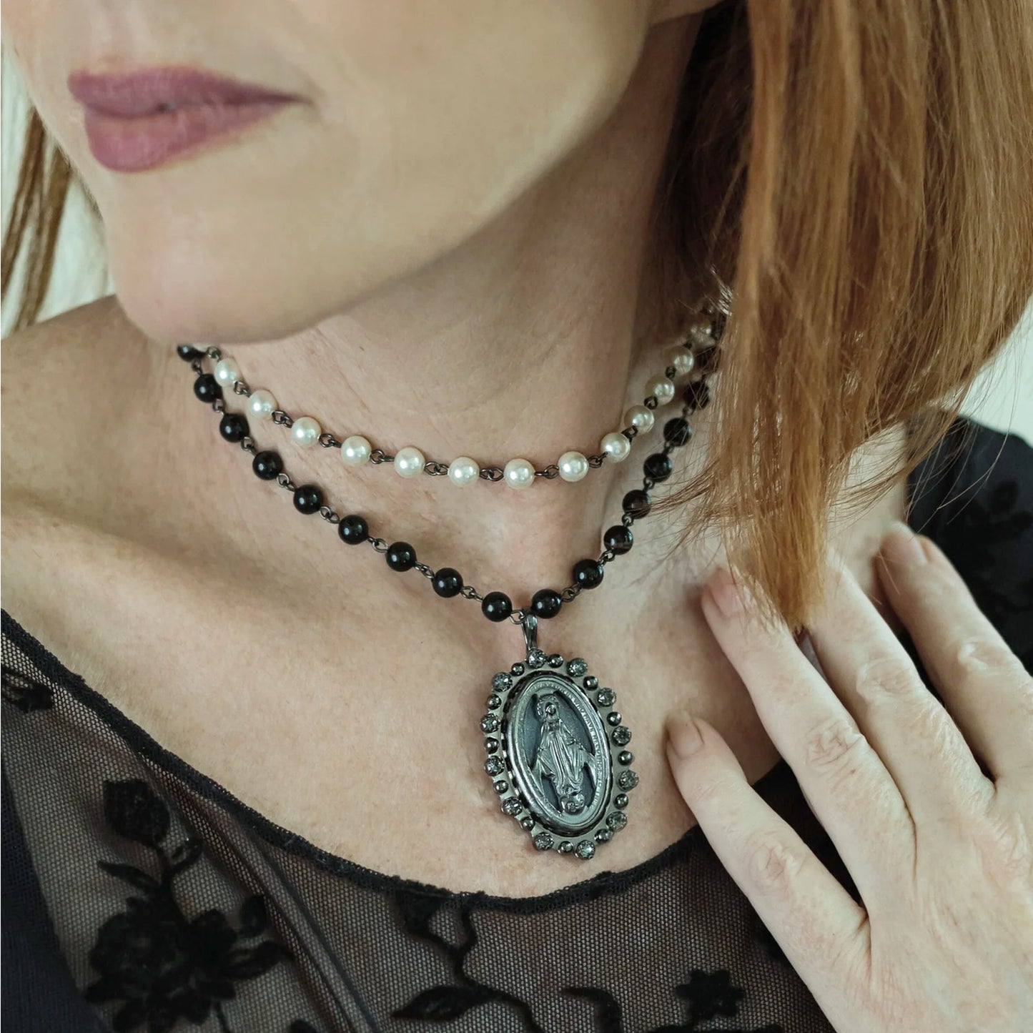 VIRGINS SAINTS & ANGELS VSA Milagrosa Medallion in Gunmetal