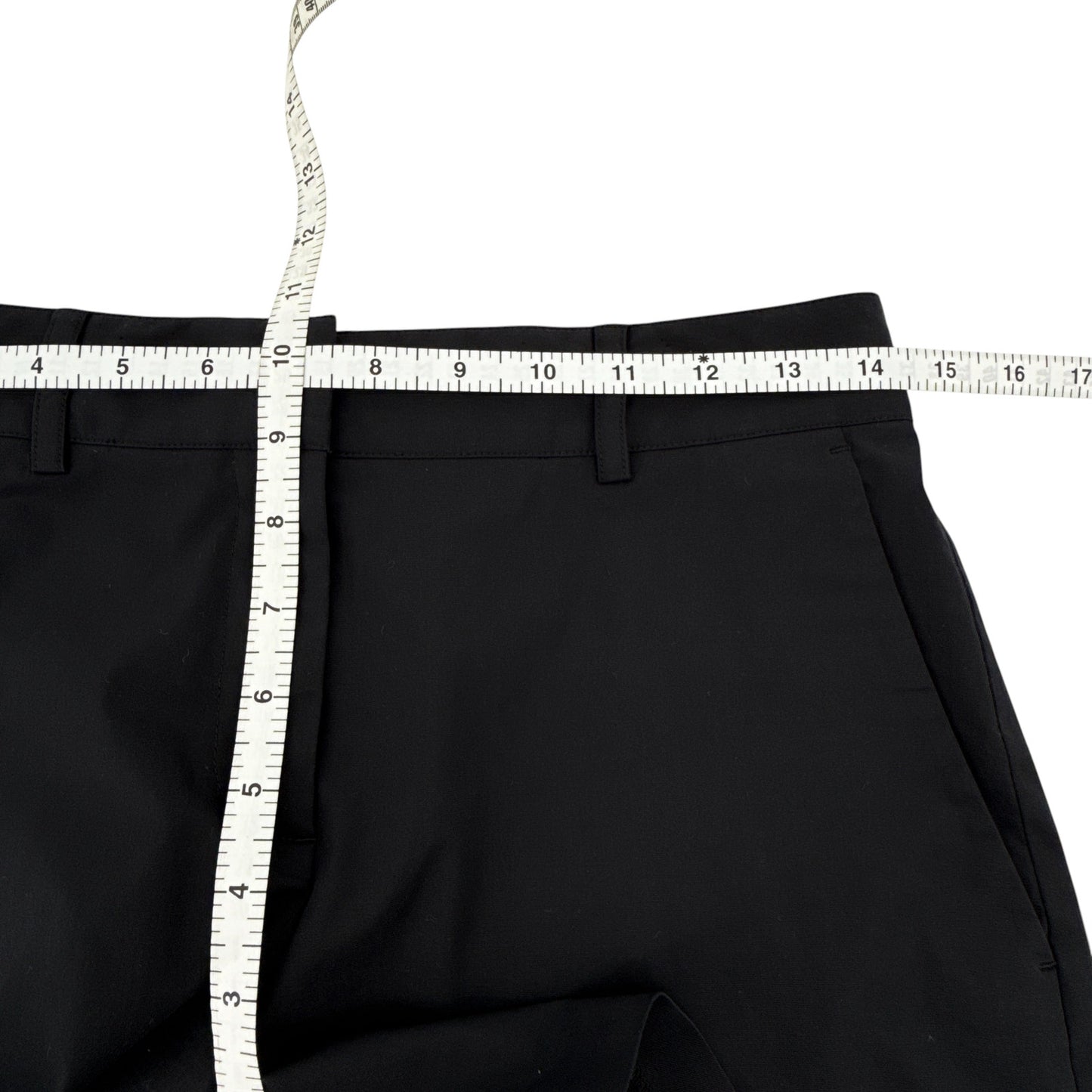 THEORY Calila 2-Light Shorts in Black 0