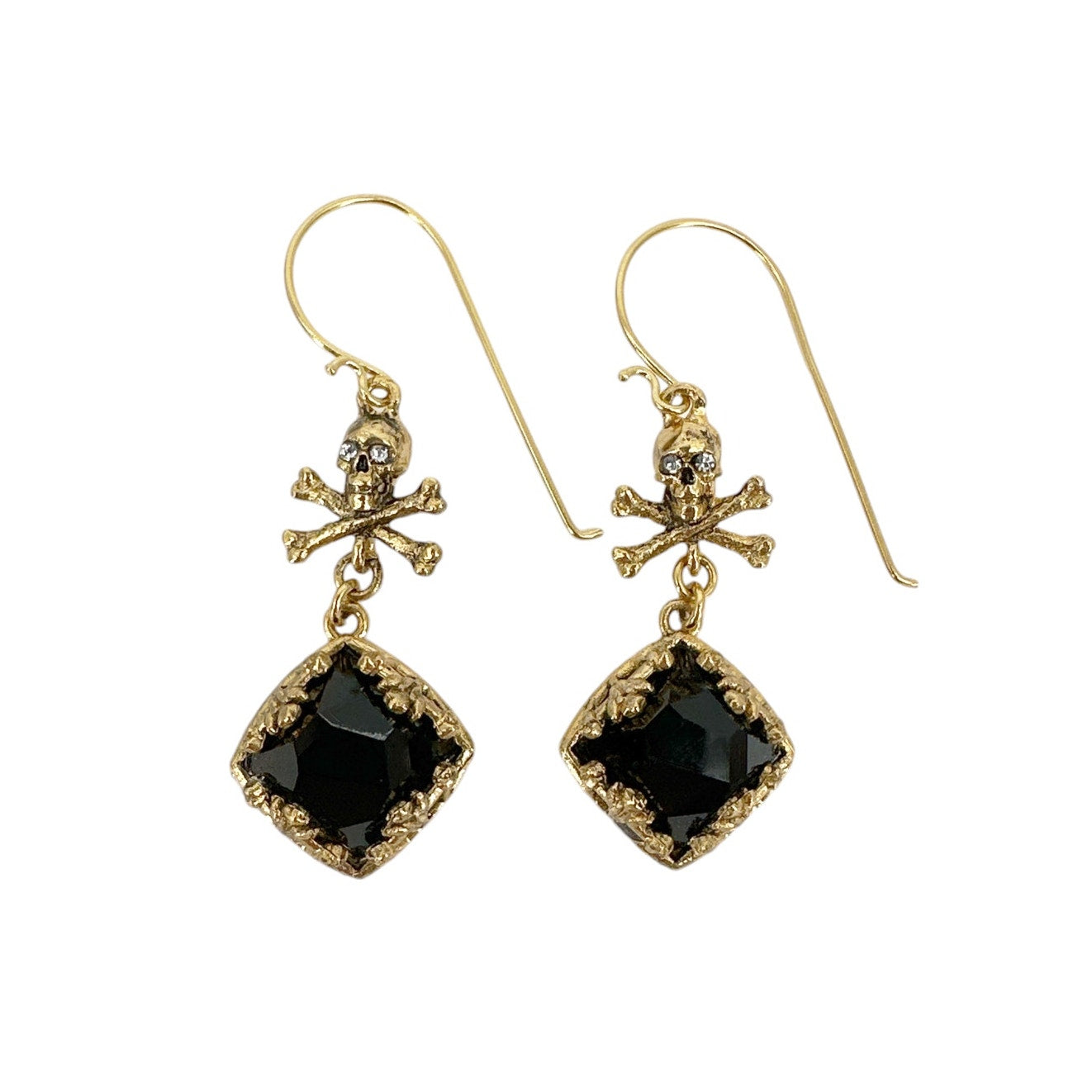 VIRGINS SAINTS & ANGELS VSA Skull Treasure Earrings in Gold