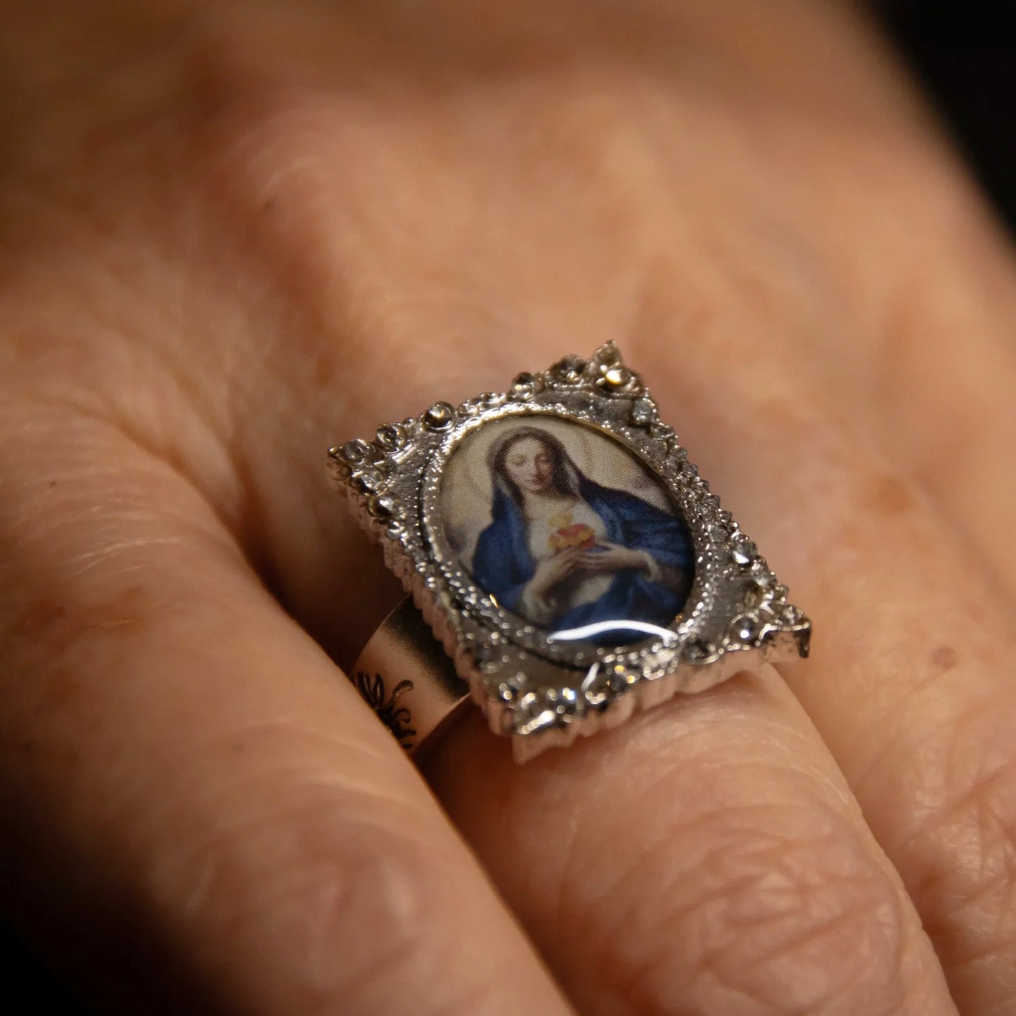 VIRGINS SAINTS & ANGELS VSA Retablo Square Framed Charm Ring in Silver 7