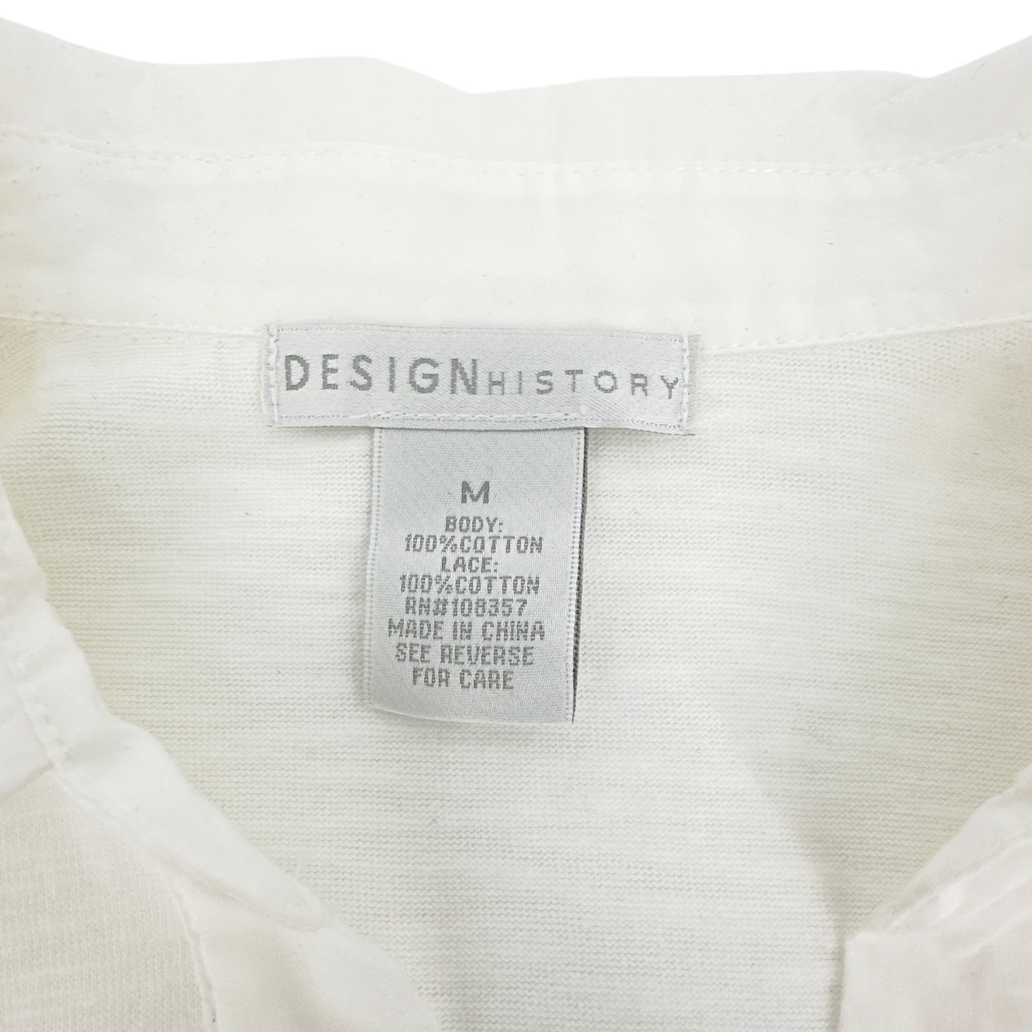 DESIGN HISTORY Eyelet Sleeve Top M