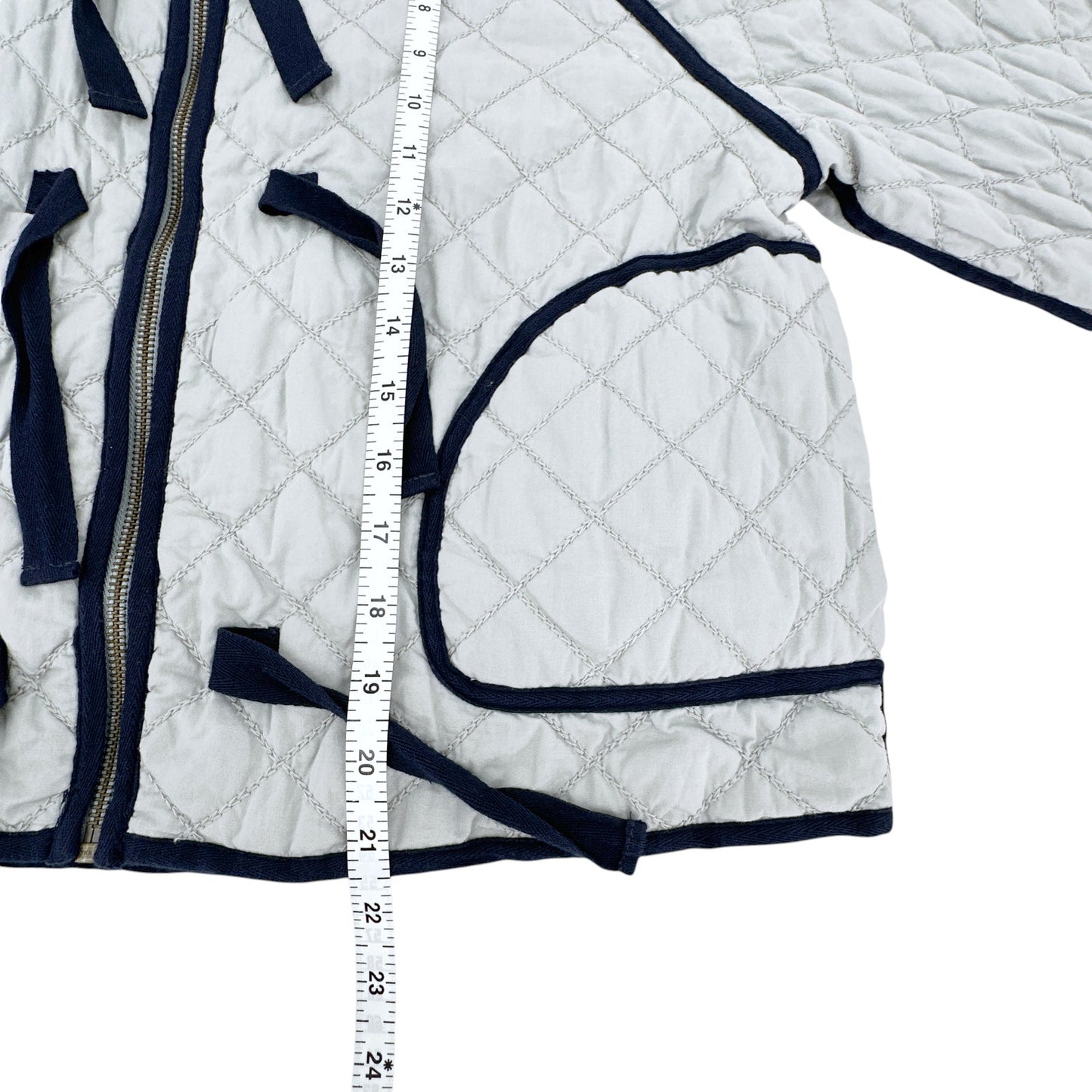 THE GREAT. The Short Quilted Reversible Jacket in Stone Blue 0|XS