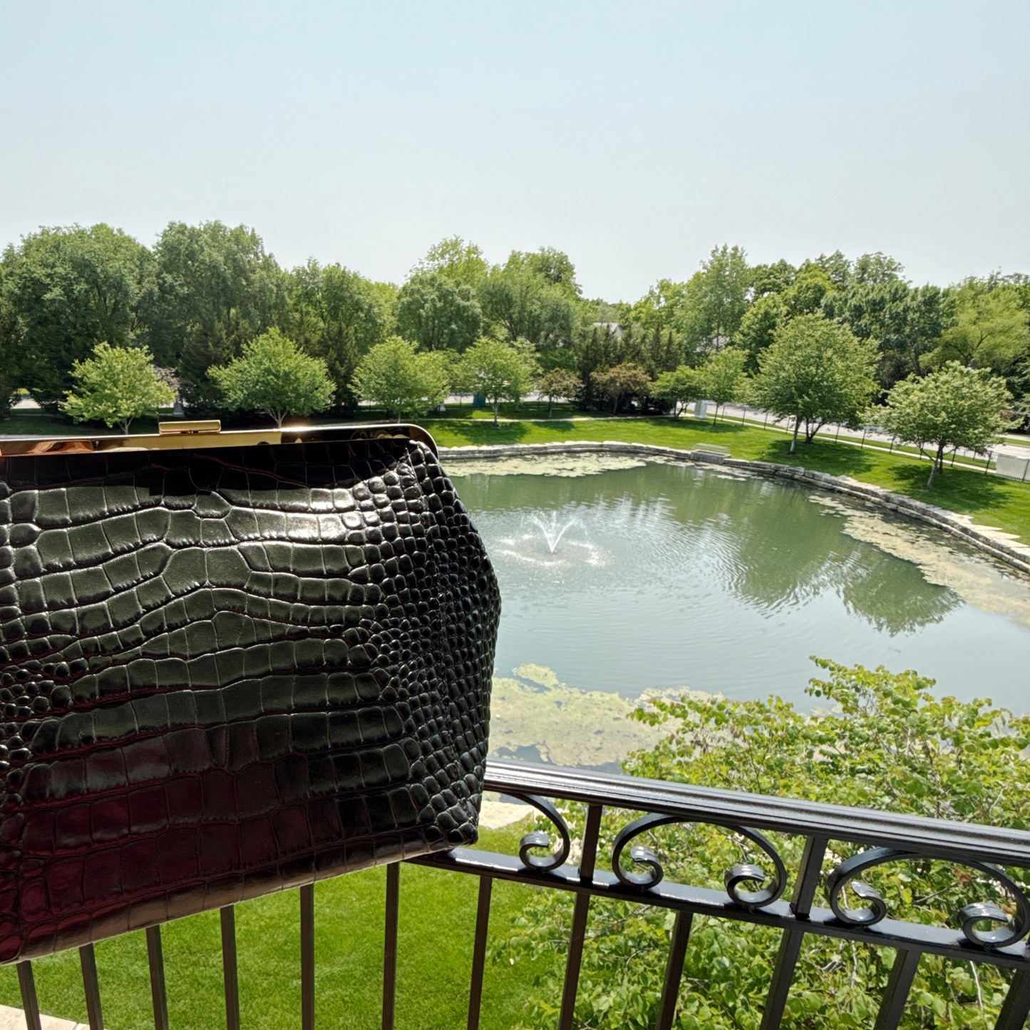CLARE V. Le Big Box Bag Crocodile in Green