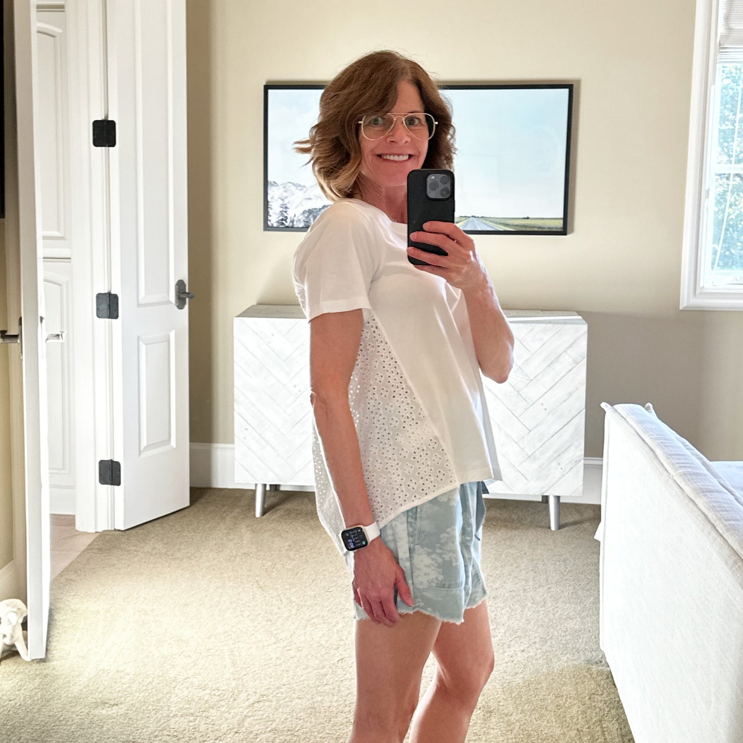 THE GREAT. The Midland Frayed Shorts in Blue Floral 0|XS