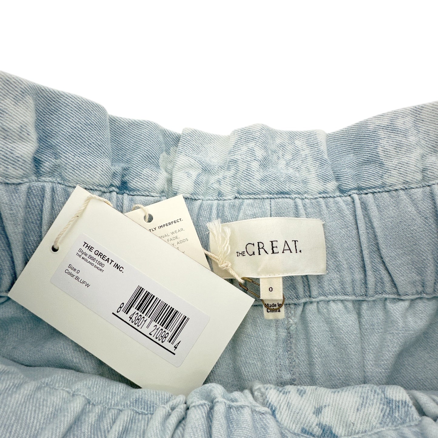 THE GREAT. The Midland Frayed Shorts in Blue Floral 0|XS