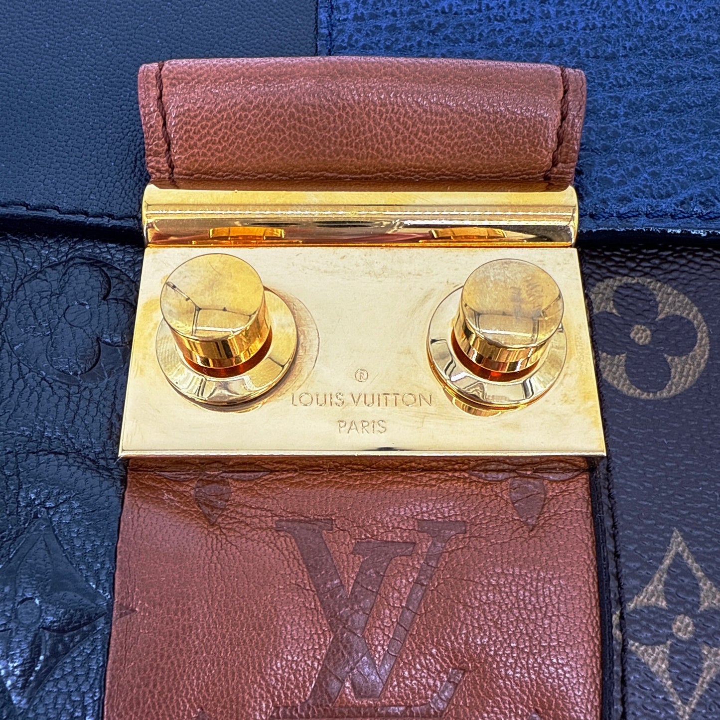 LOUIS VUITTON Limited Edition Monogram Blocks Pochette Plate Marine