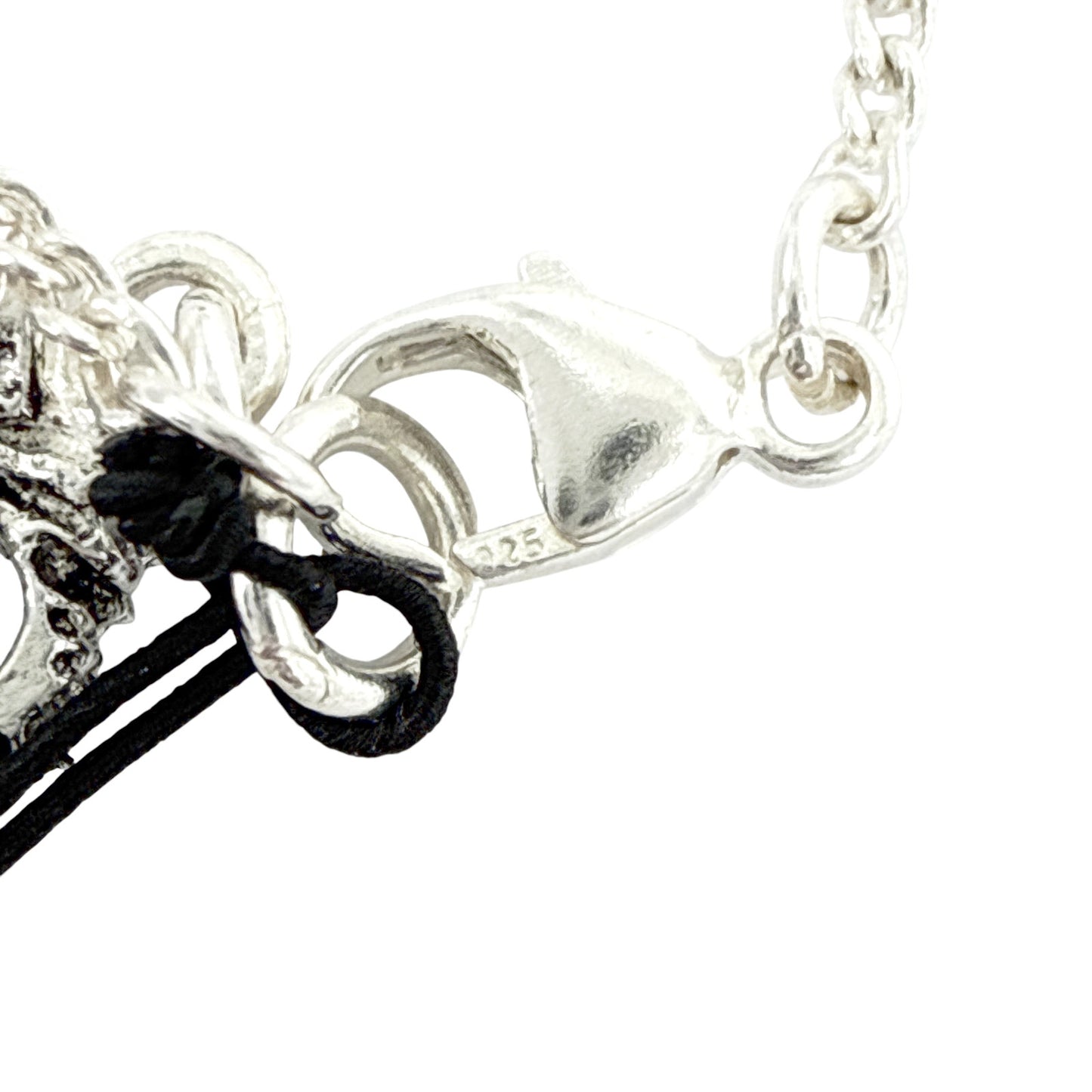 VIRGINS SAINTS & ANGELS VSA Cloister Sacred Heart Charm Necklace in Silver
