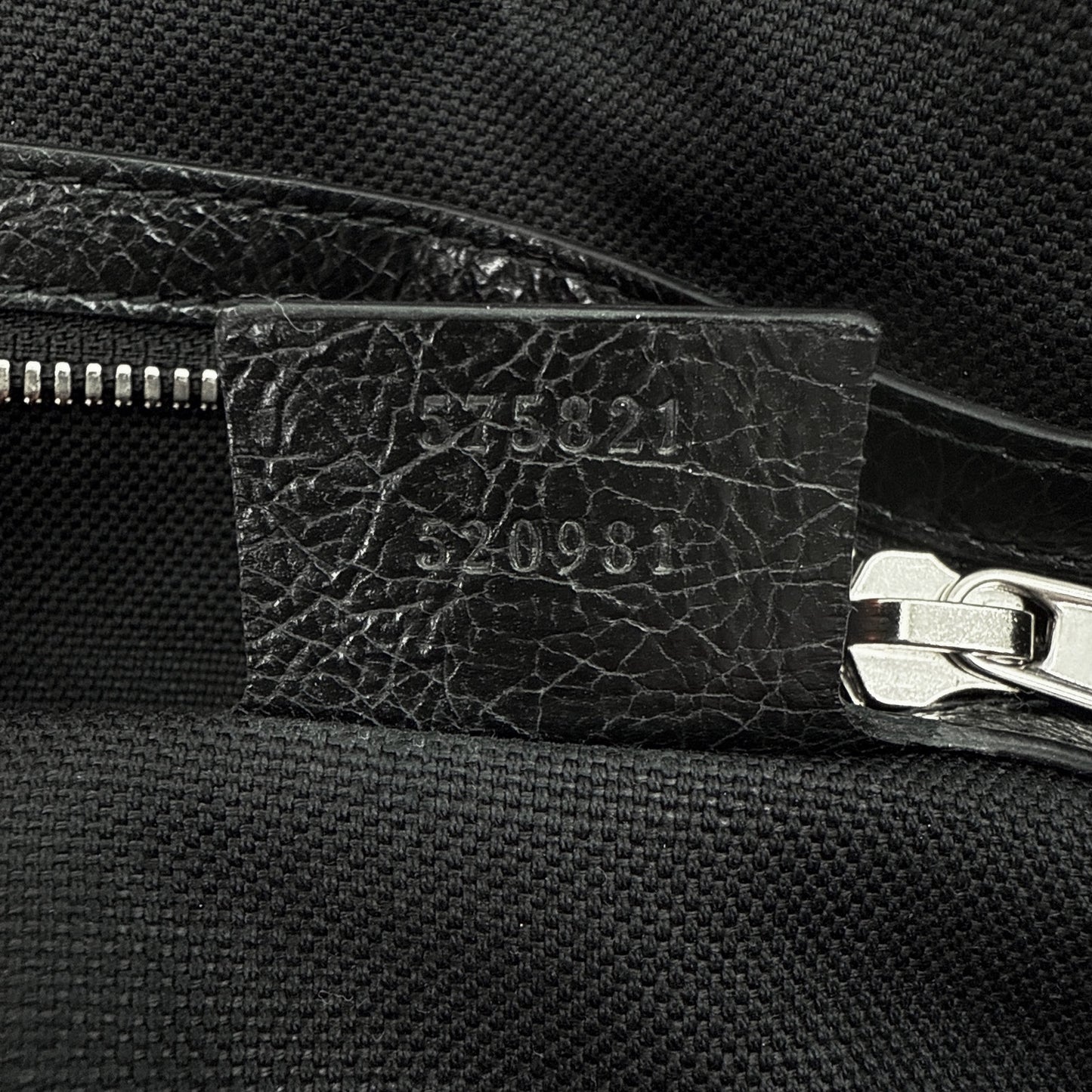 GUCCI Textured Leather Morpheus Militare Crossbody Tote Bag in Black