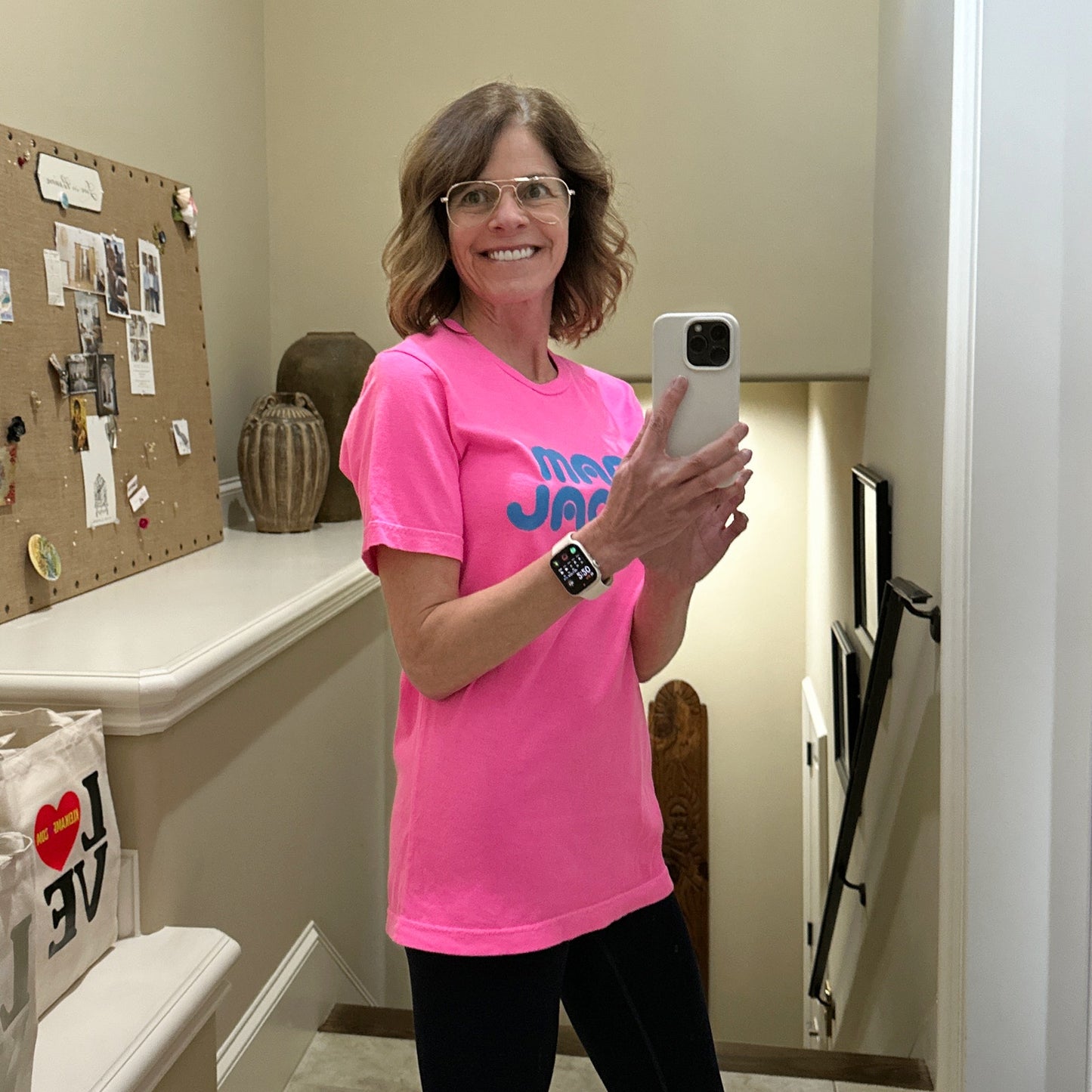 MARC JACOBS Fluorescent Logo Print Tee in Bright Pink S