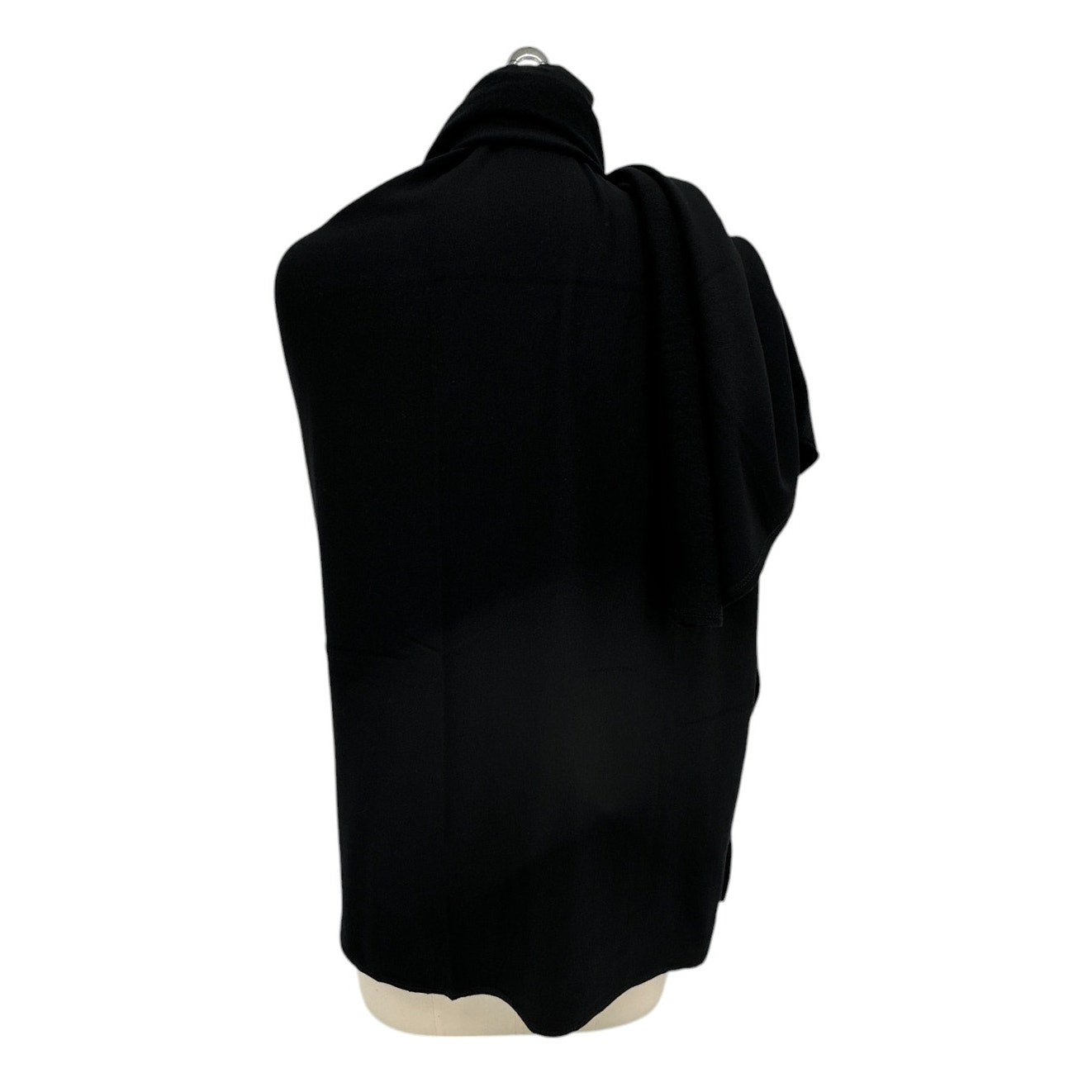 BLEUSALT The 2 Yard Wrap in Black