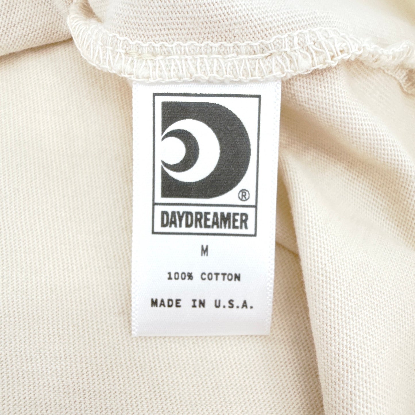 DAYDREAMER Nice List Vintage Tee in Dirty White M