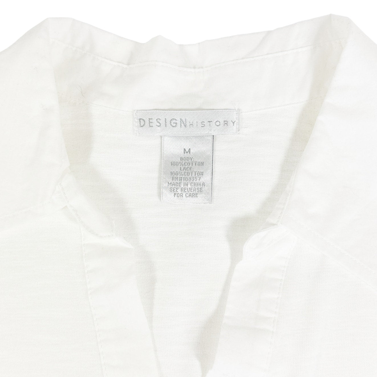 DESIGN HISTORY Eyelet Sleeve Top M
