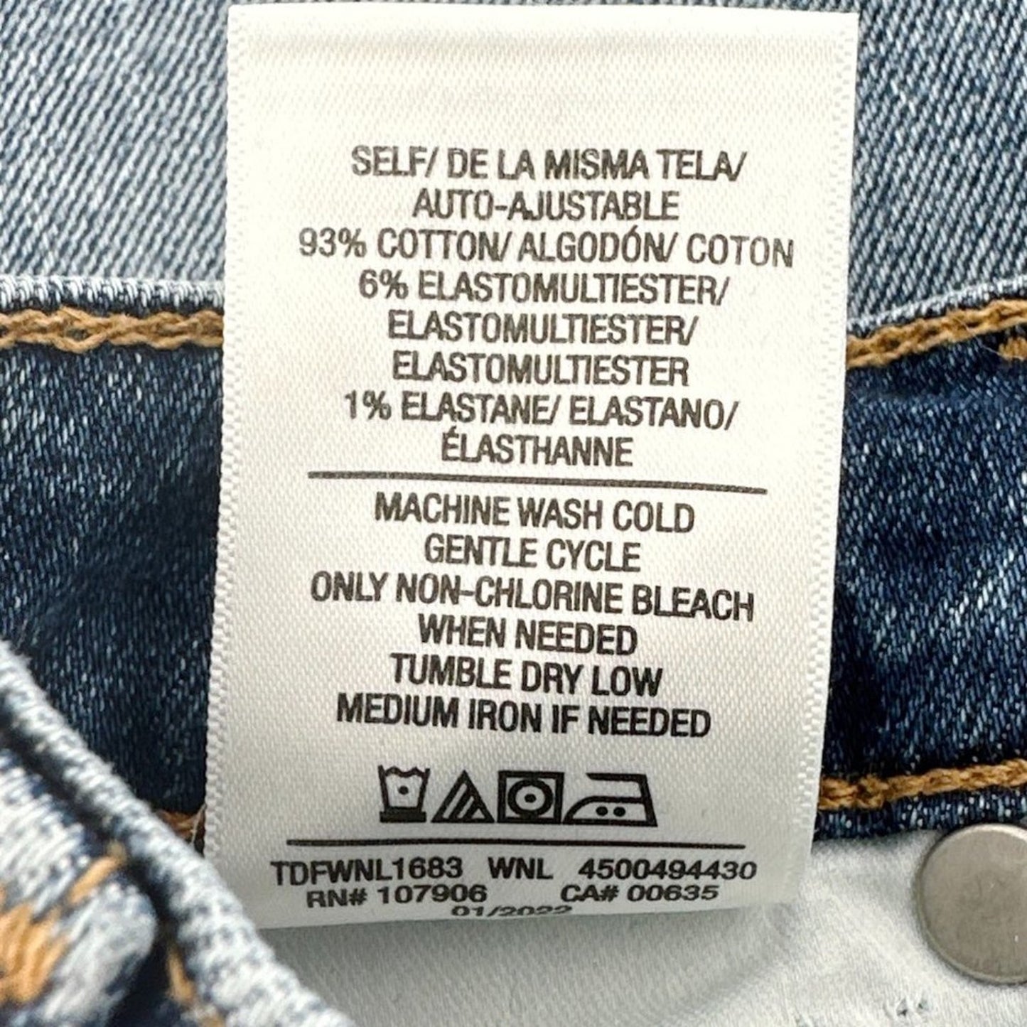 HUDSON Amelia Mid Rise Short in Winlelight 24
