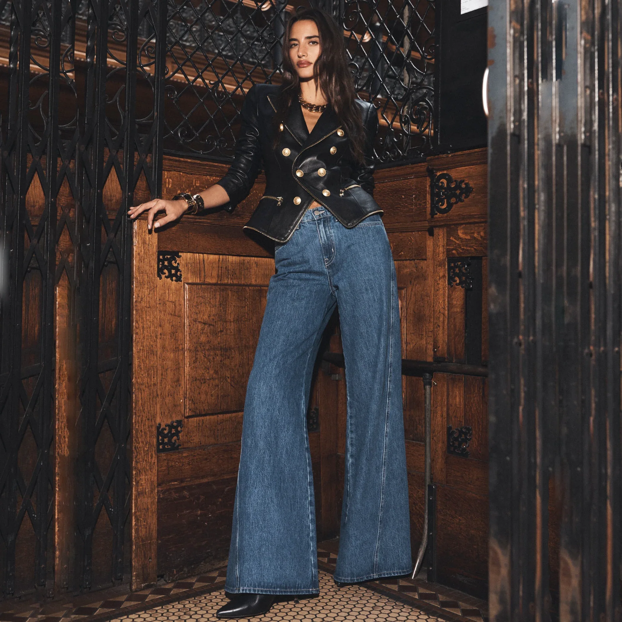L'AGENCE Beau Wide Leg Jean in Glendora 24 - flyKAMP