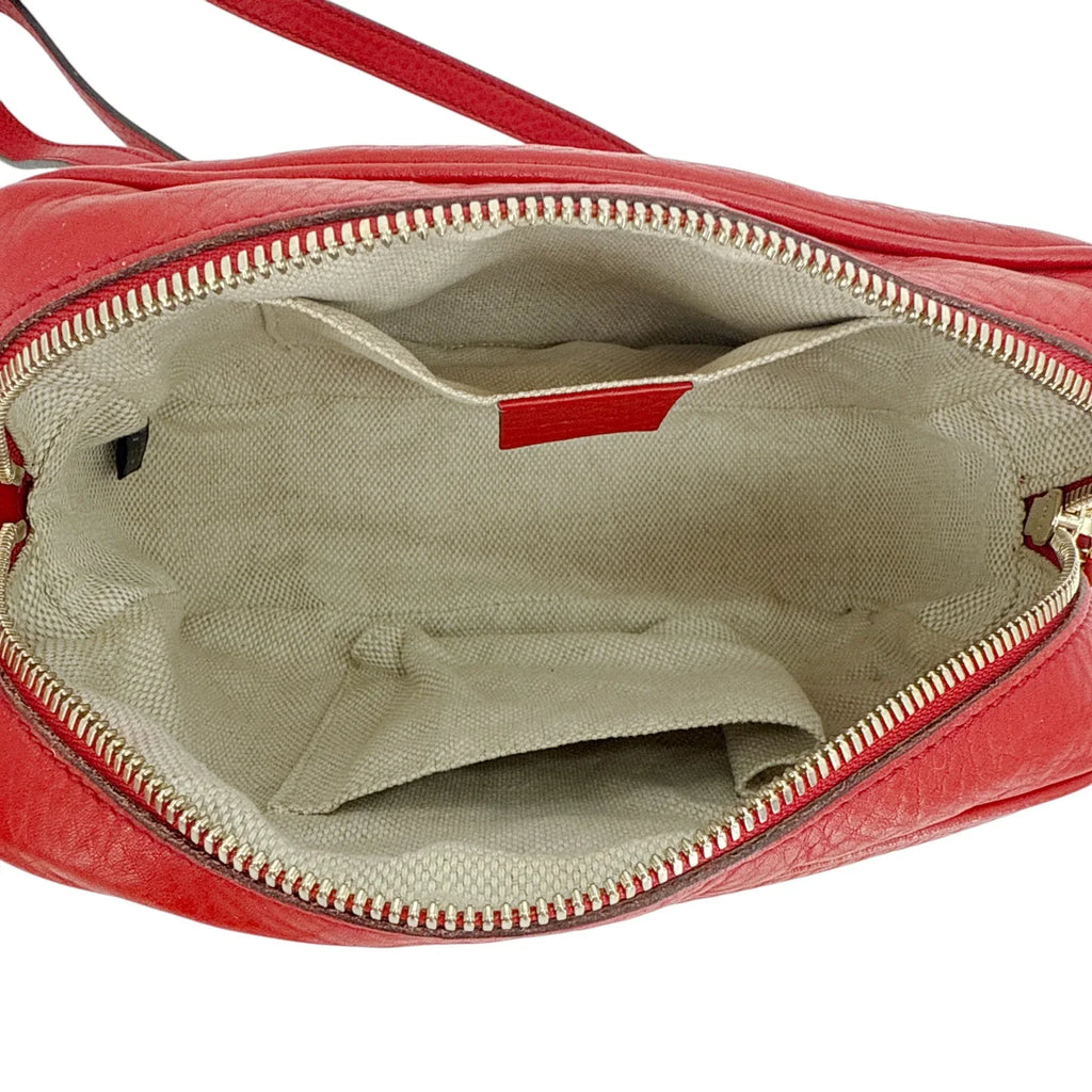 GUCCI Soho Disco Leather Bag in Red - flyKAMP