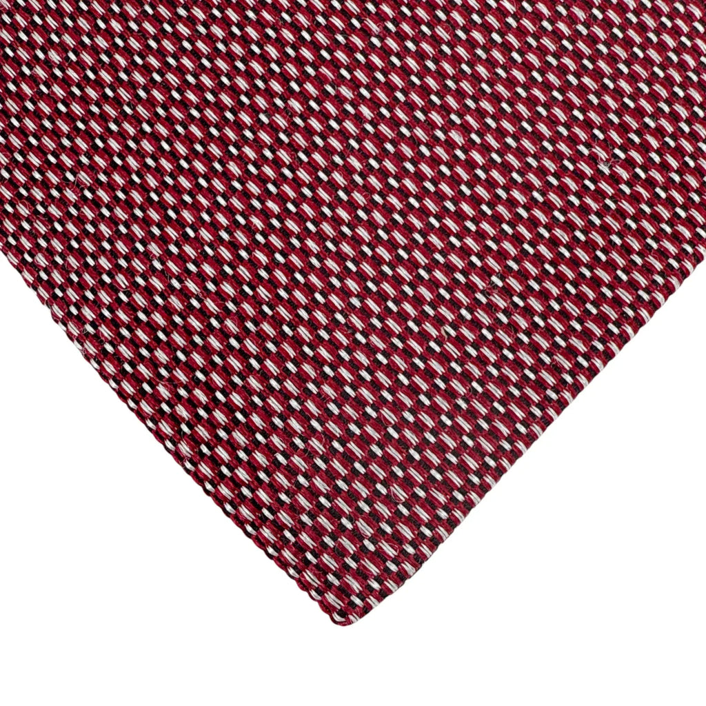 NEIMAN MARCUS Silk Tie in Red - flyKAMP