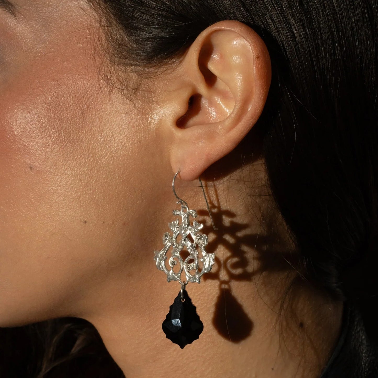 VIRGINS SAINTS & ANGELS VSA Vine Drop Earrings in Silver & Jet