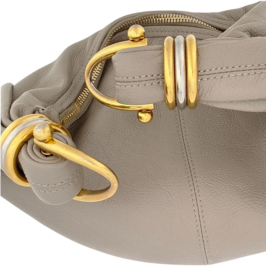 CHLOE Small Bracelet Hobo Bag in Grained Leather in Grey - flyKAMP