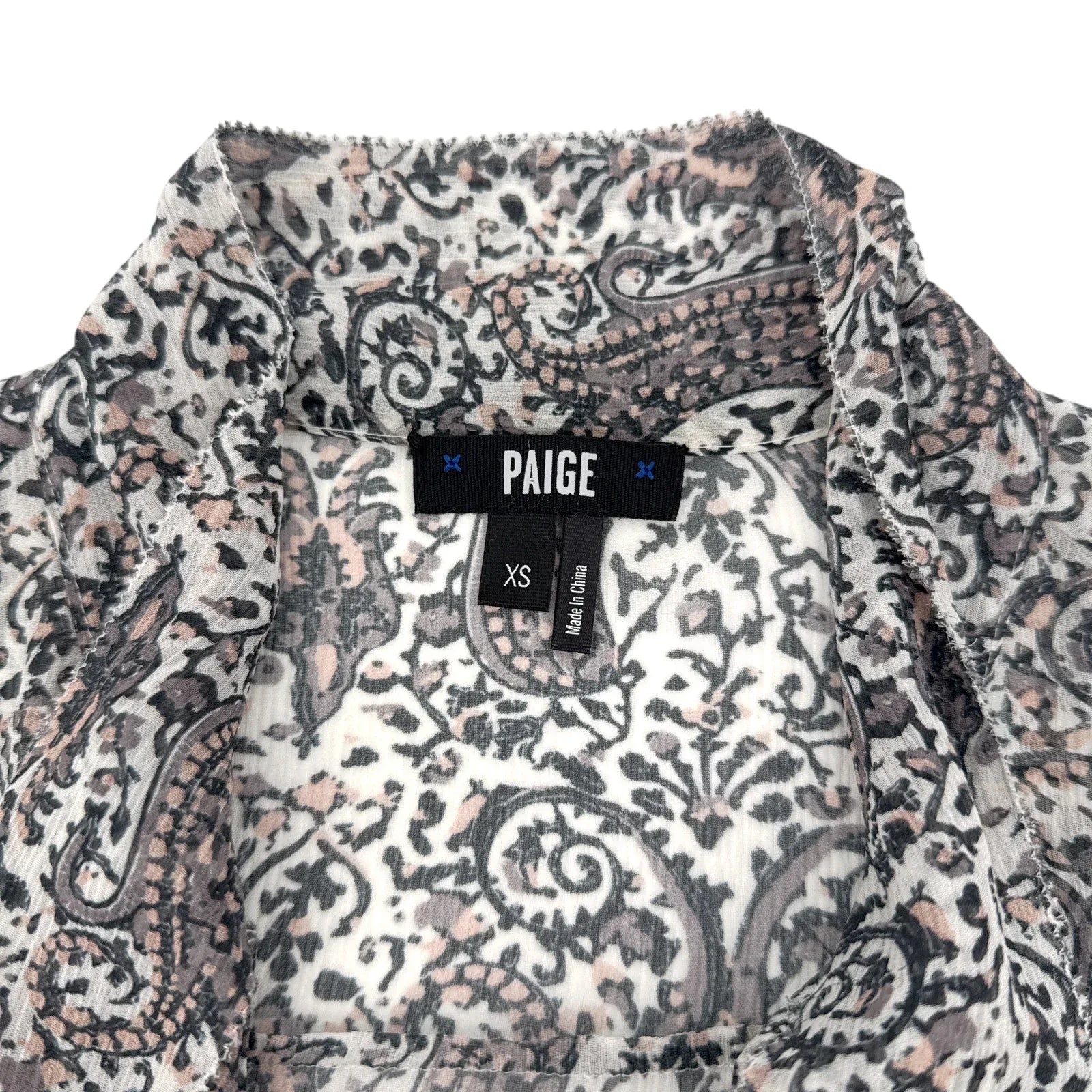 PAIGE Cleobelle Printed Femme Blouse in White/Rabbit/Rose-Santina Pais XS - flyKAMP