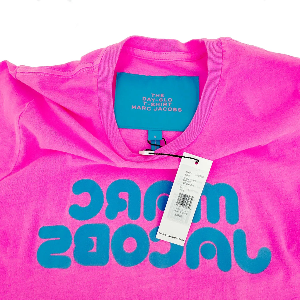 MARC JACOBS Fluorescent Logo Print Tee in Bright Pink S - flyKAMP