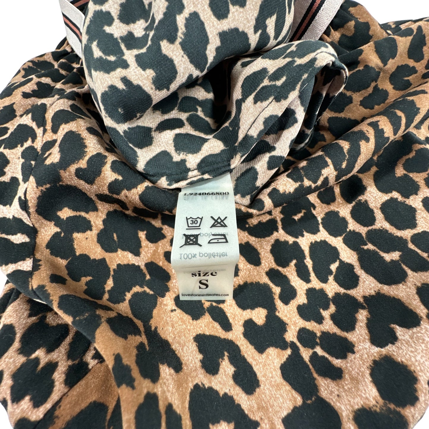 LOVE STORIES Edie Leopard Print Short S
