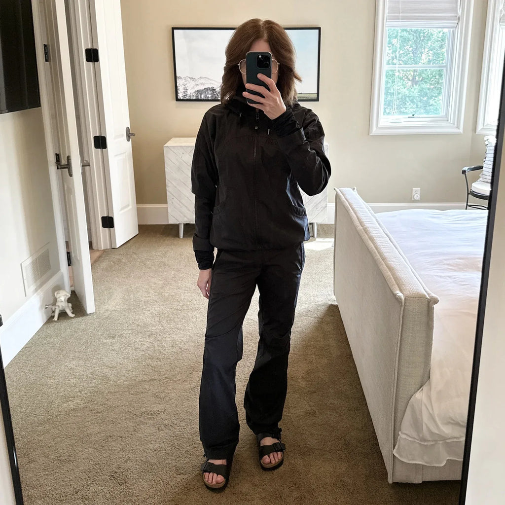 LULULEMON Jacket in Black 6 - flyKAMP