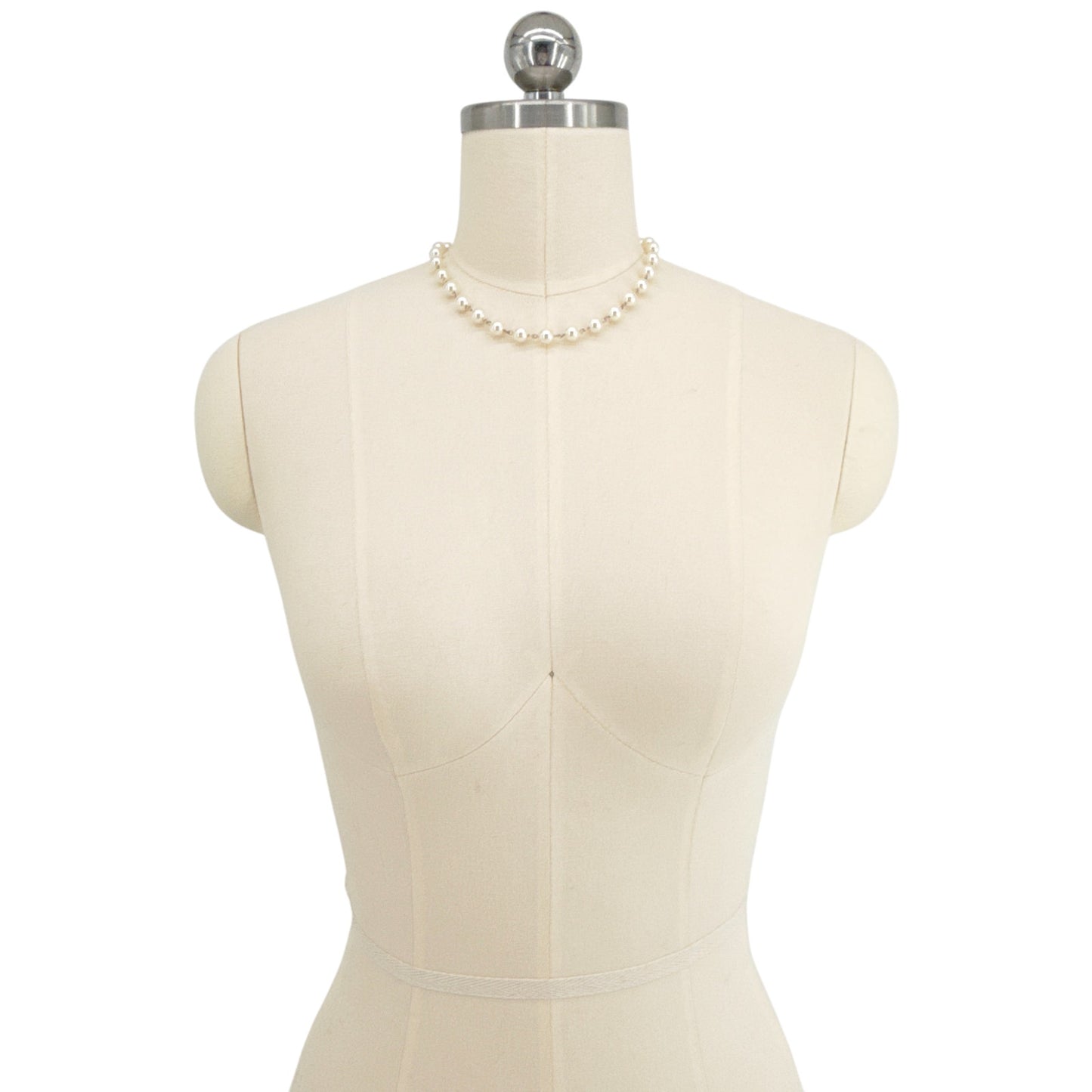 VIRGINS SAINTS & ANGELS VSA Iconic Cream 8mm Pearl Choker in Silver