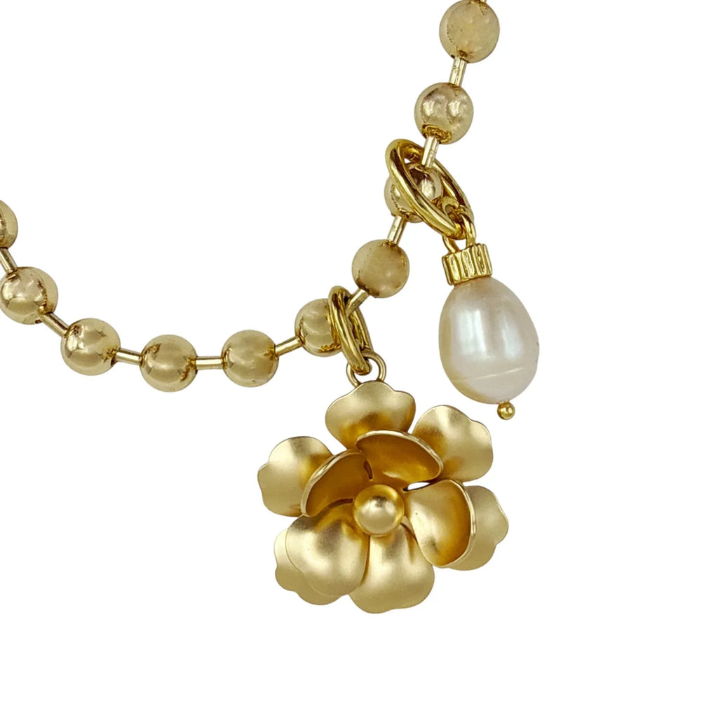 ROXANNE ASSOULIN The Flower Meets The Pearl Necklace - flyKAMP