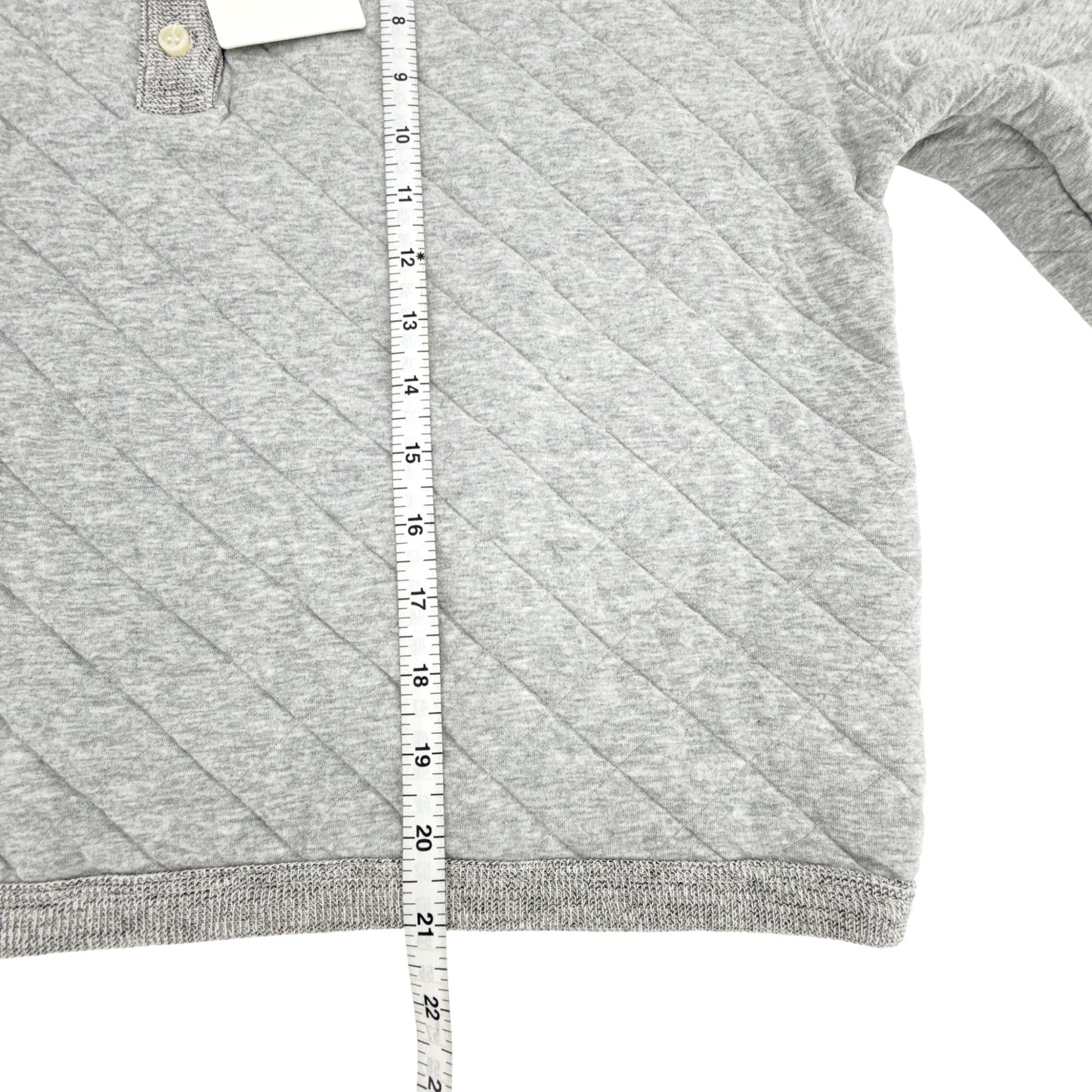 THE GREAT. The Quilted Henley Sleep Sweatshirt. in Heather Grey 0|XS