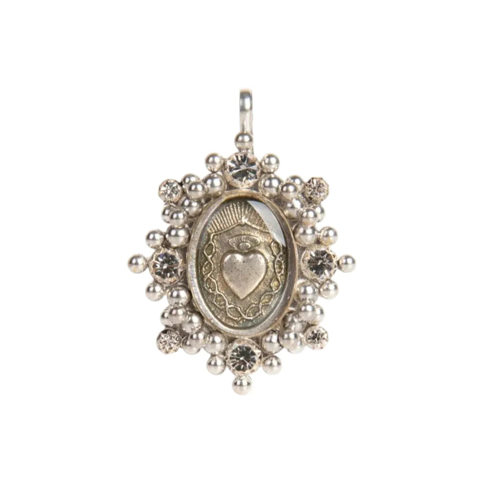 VIRGINS SAINTS & ANGELS VSA Oval Cloister Sacred Heart Medallion in Silver - flyKAMP