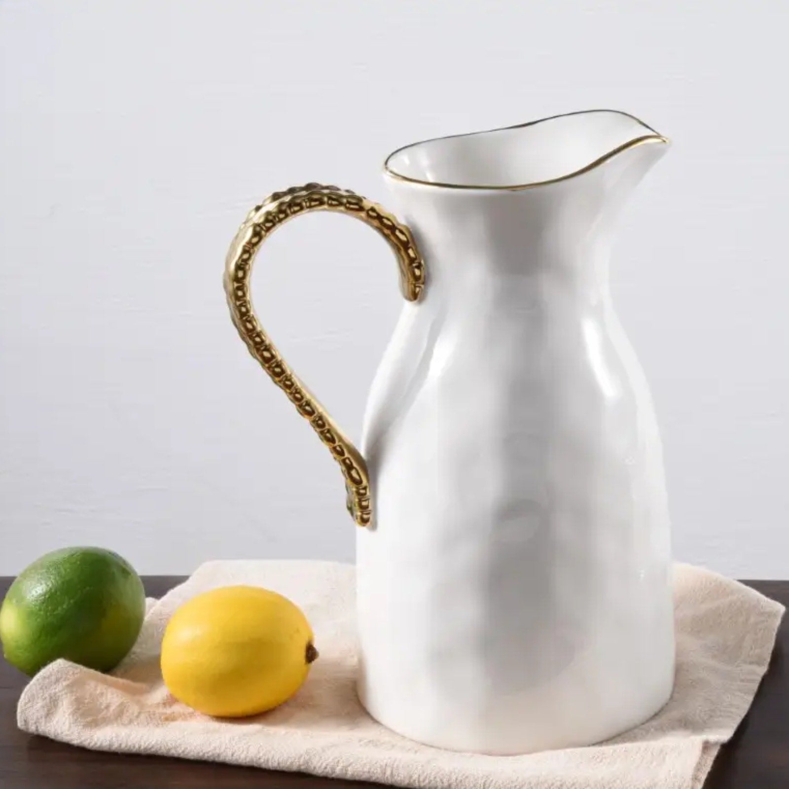 PAMPA BAY Golden Salerno Pitcher Pampa Bay