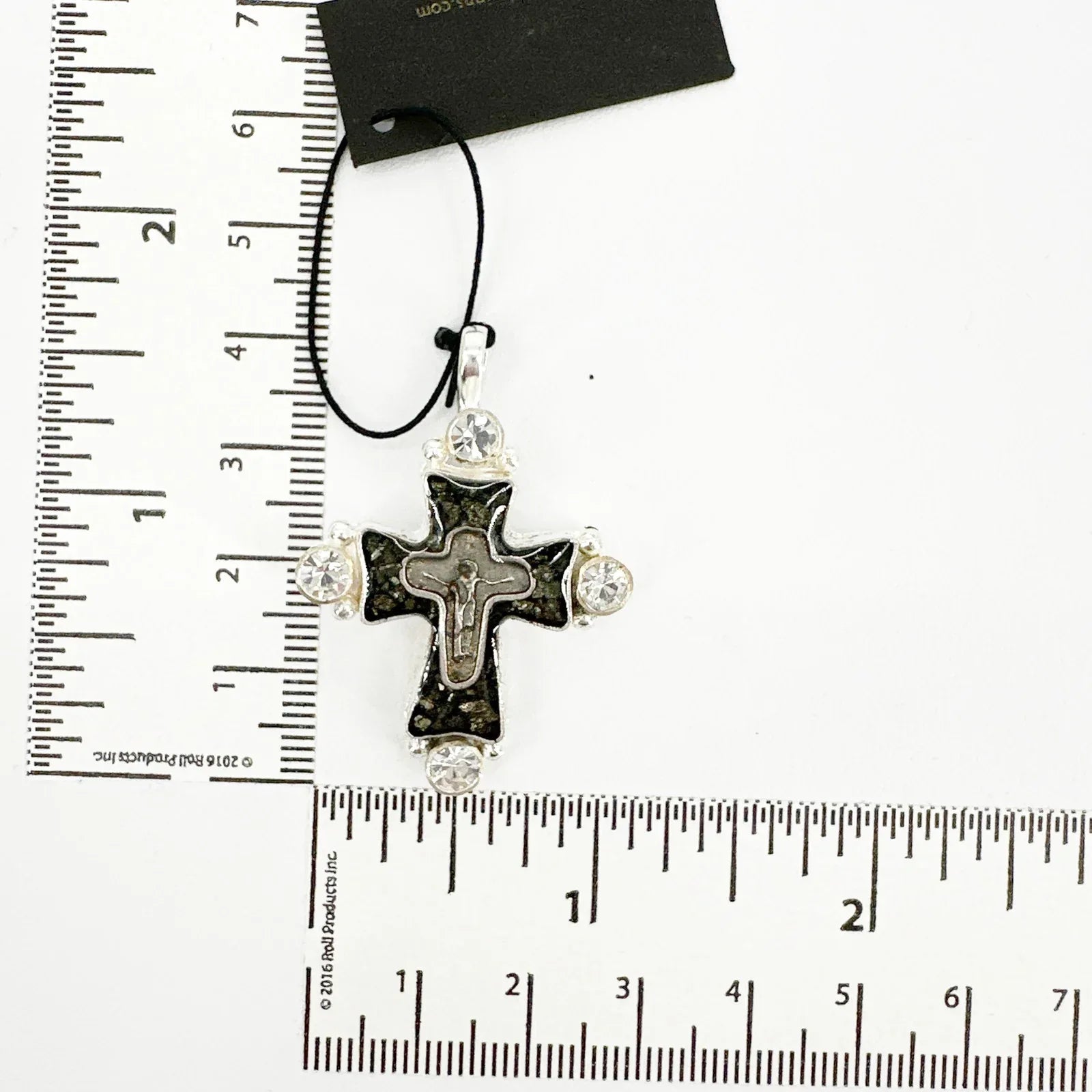 VIRGINS SAINTS & ANGELS VSA Maria Cross Medallion in Silver - flyKAMP