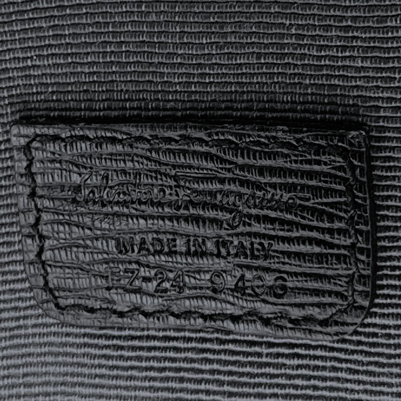 SALVATORE FERRAGAMO Revival Portfolio Clutch - flyKAMP