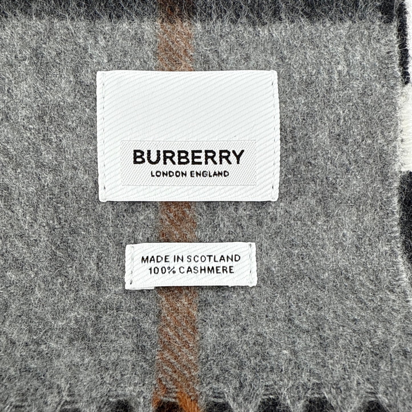 BURBERRY Giant Check Cashmere Scarf in Grey