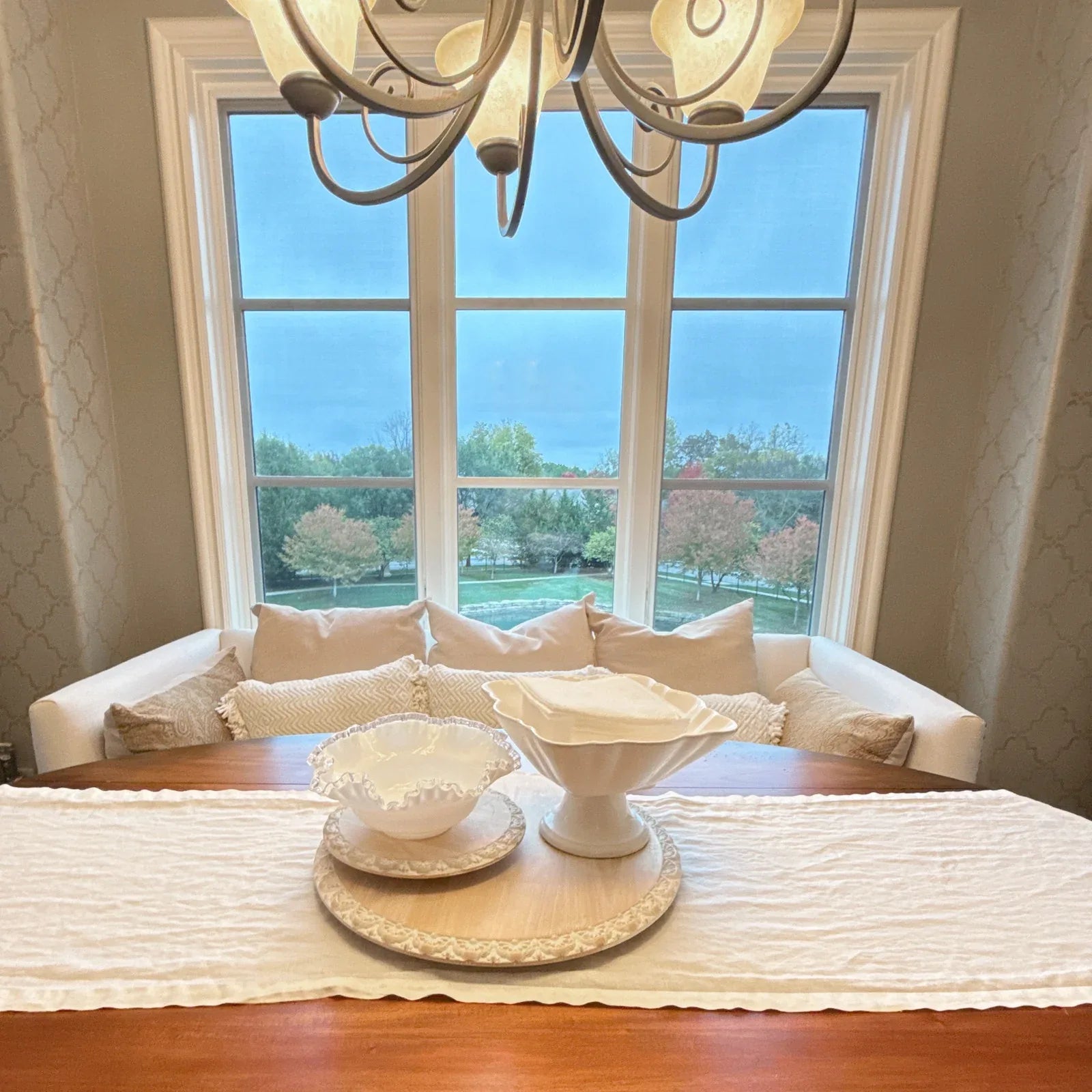 FENTON ART GLASS Vintage Silver Crest Bowl with Ruffle Top - flyKAMP