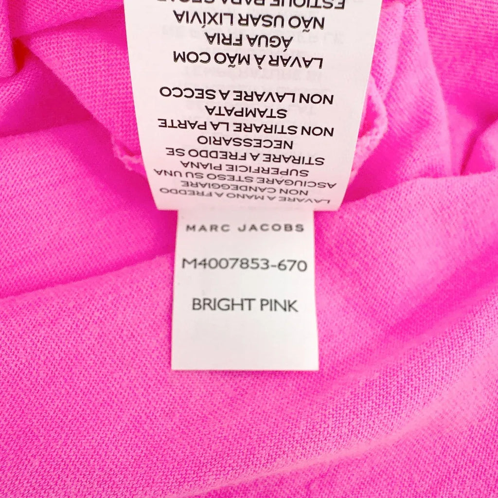 MARC JACOBS Fluorescent Logo Print Tee in Bright Pink S - flyKAMP