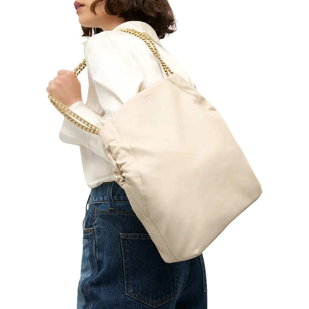 VERONICA BEARD Leather Slouch Bag in Ivory - flyKAMP