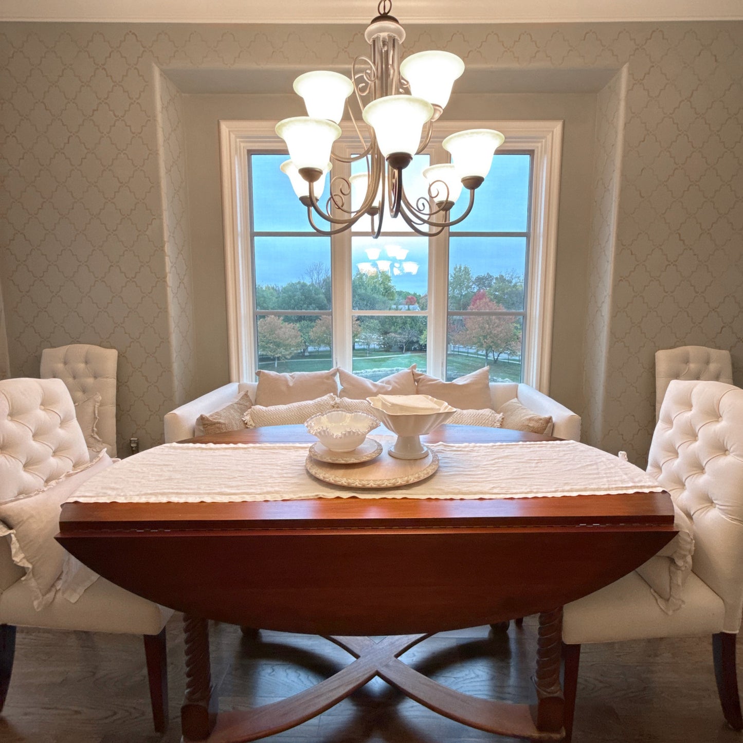 FENTON ART GLASS Vintage Silver Crest Bowl with Ruffle Top