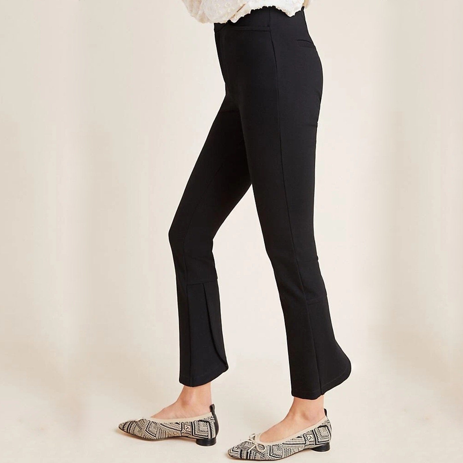 ANTHROPOLOGIE The Essential Collection Slim Tulip Hem Pant in Black 0