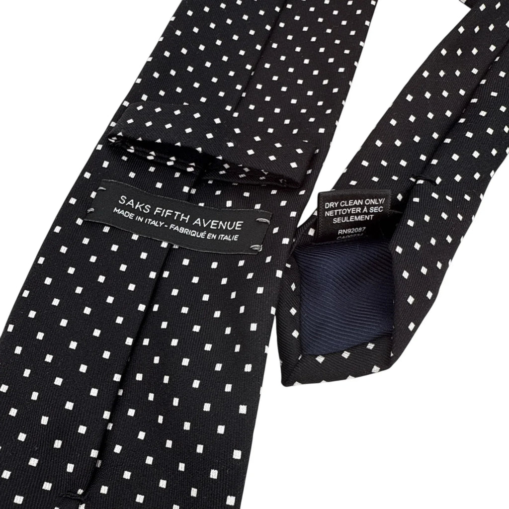 SAKS FIFTH AVENUE Silk Tie in Black & White - flyKAMP