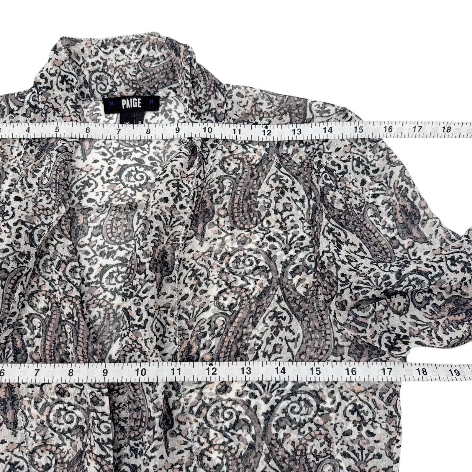 PAIGE Cleobelle Printed Femme Blouse in White/Rabbit/Rose-Santina Pais XS - flyKAMP