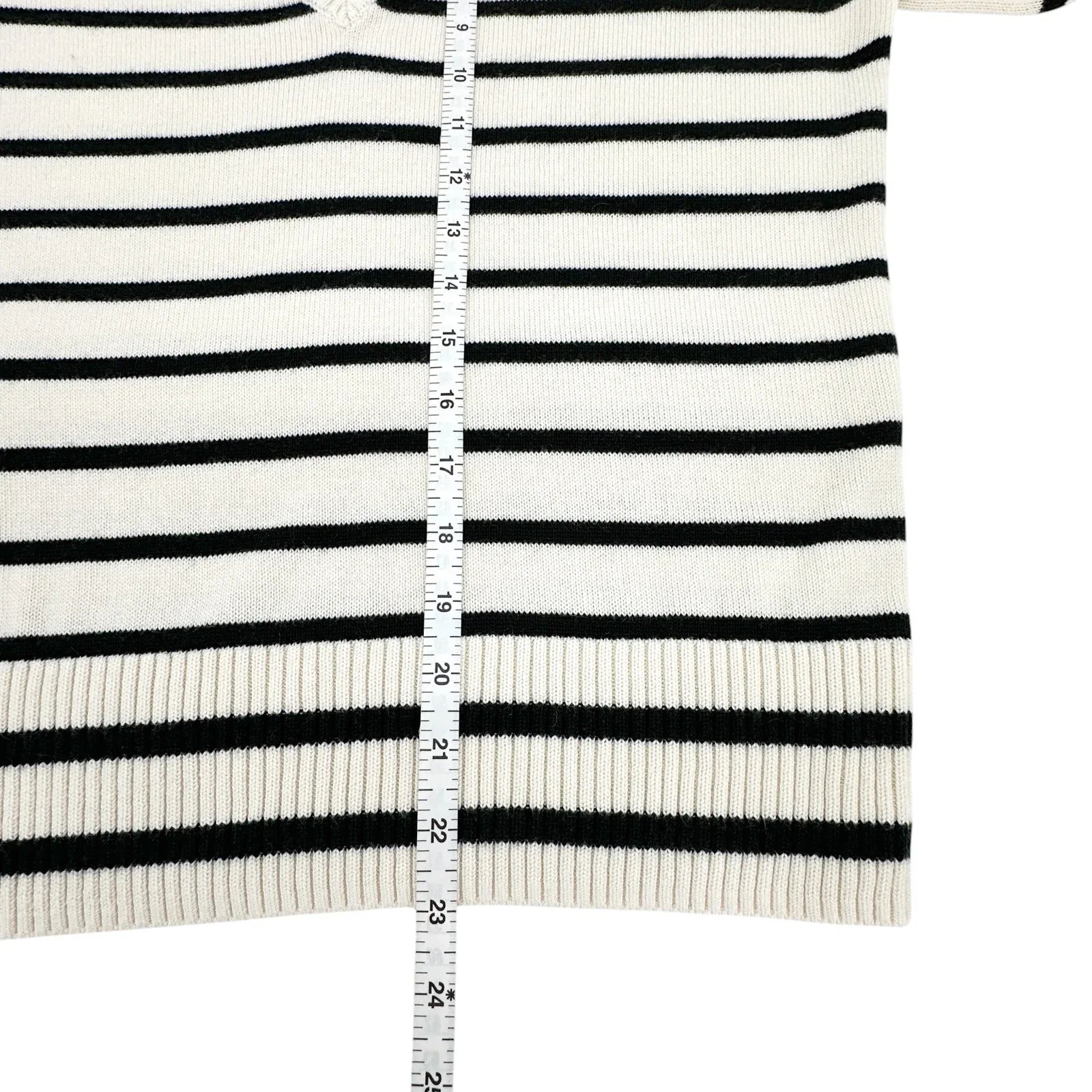 LA LIGNE Antoine V Neck Sweater XS - flyKAMP