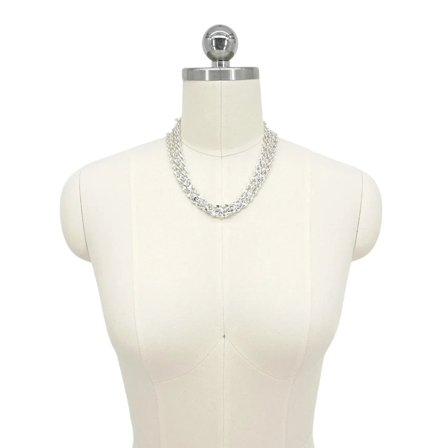VIRGINS SAINTS & ANGELS VSA Love Chain Necklace in Silver - flyKAMP
