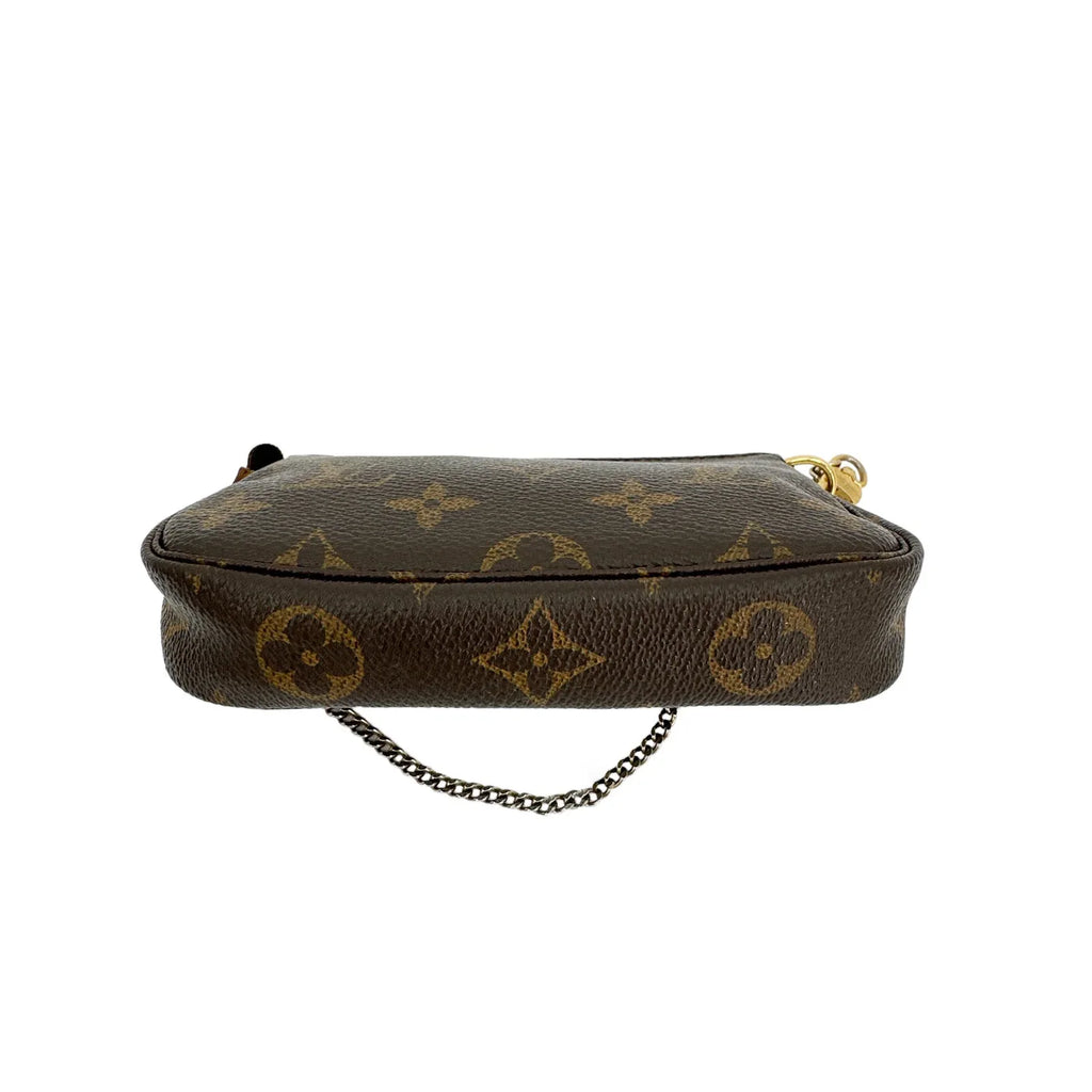 LOUIS VUITTON Pochette Accessoires Monogram Canvas Mini - flyKAMP
