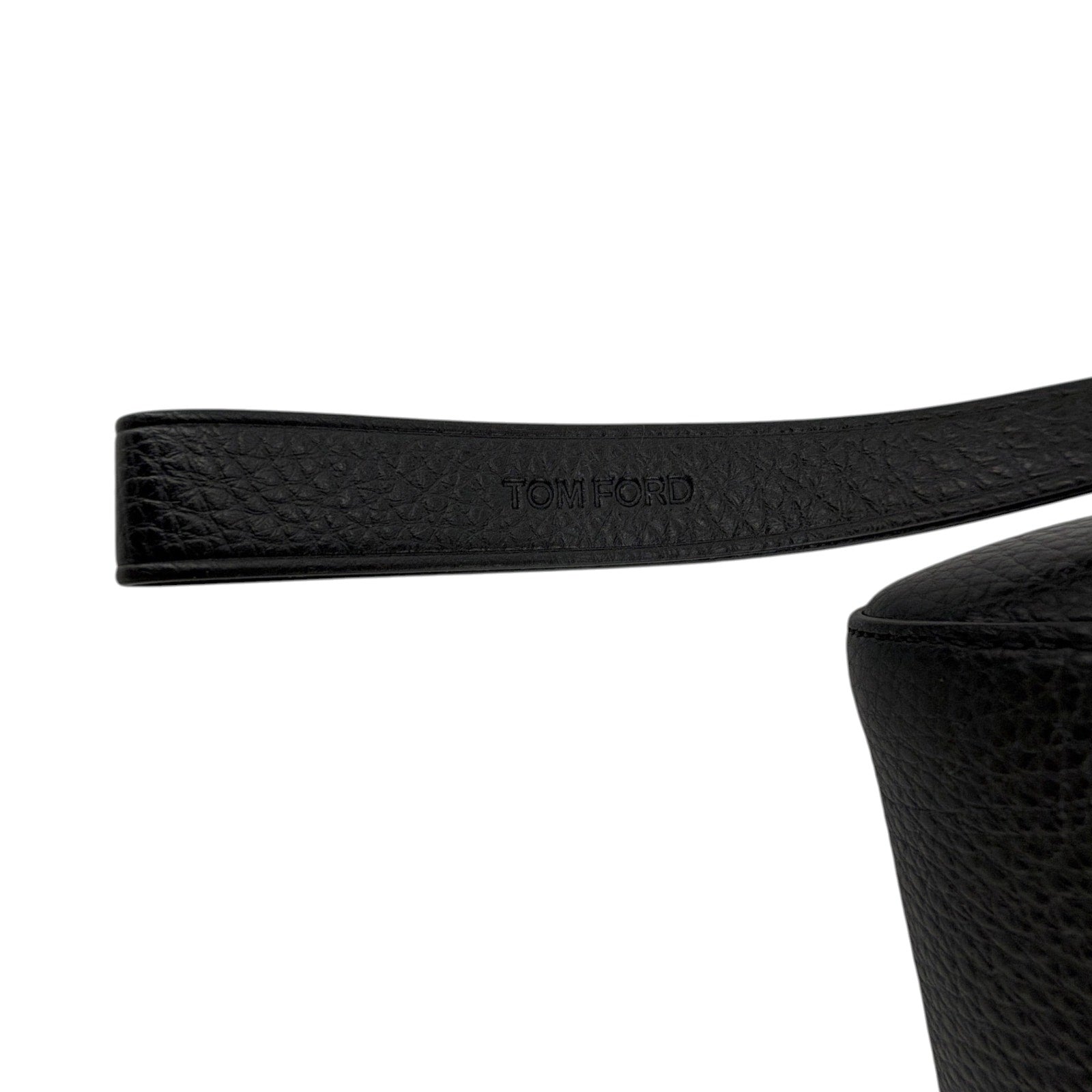 TOM FORD Medium Leather Cosmetics Case in Black Tom Ford