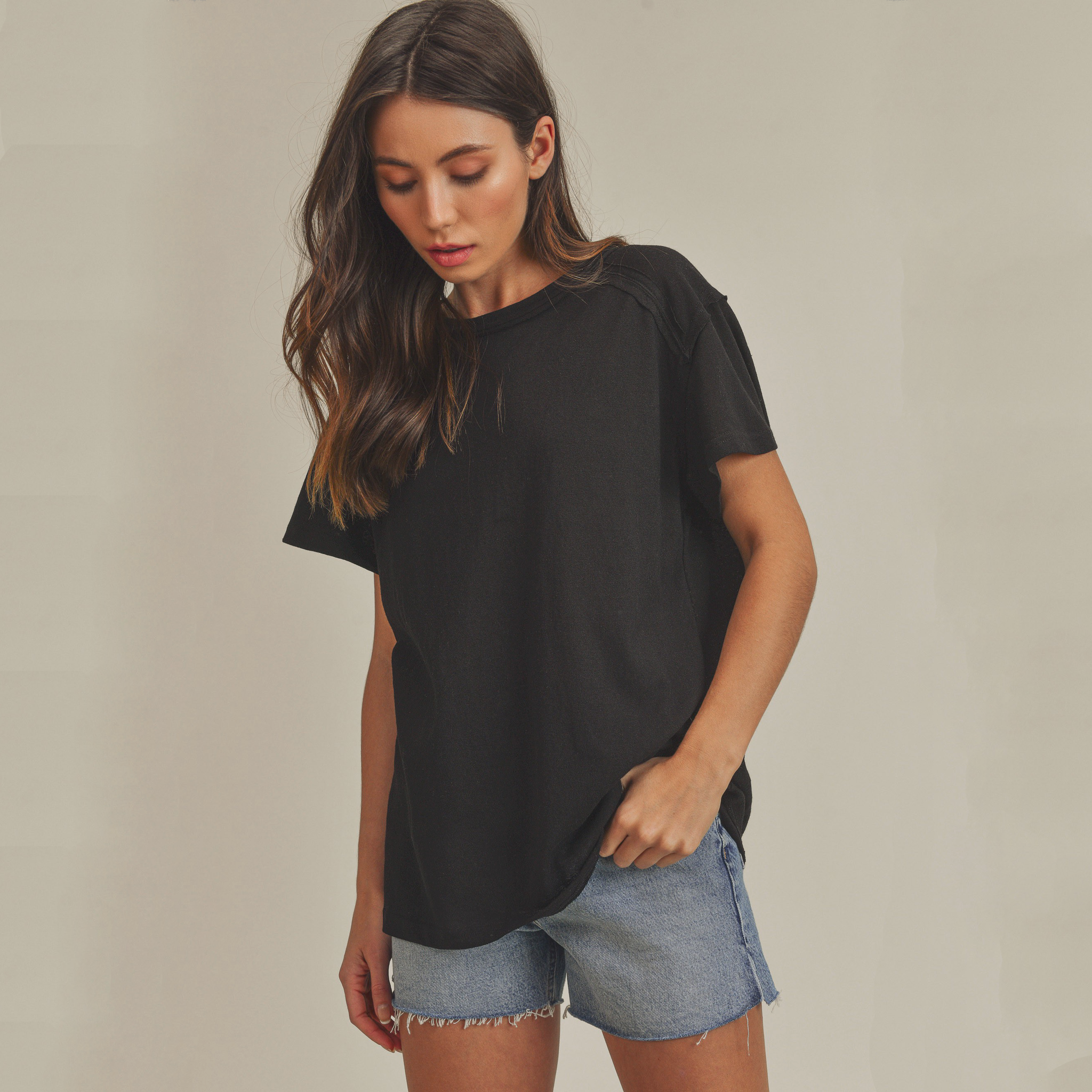 AEMI+CO Junie Top Tee in Black S AEMI+CO